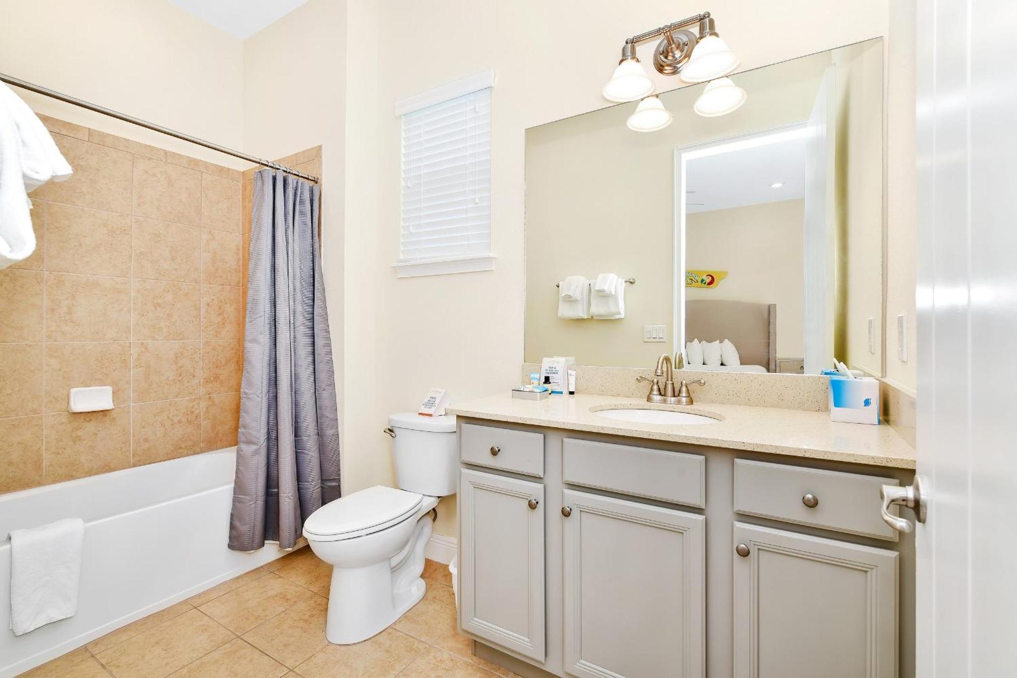 Holiday home Ocean Blue Near With Private Hot Tub Margaritaville Access - 3012sr *