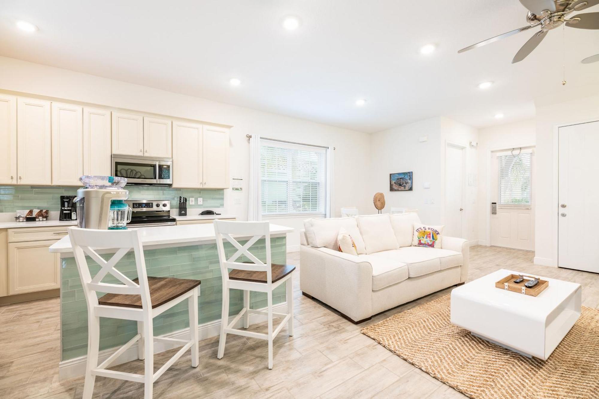 Cozy Peach Near With Margaritaville Access - 8029dr Holiday home