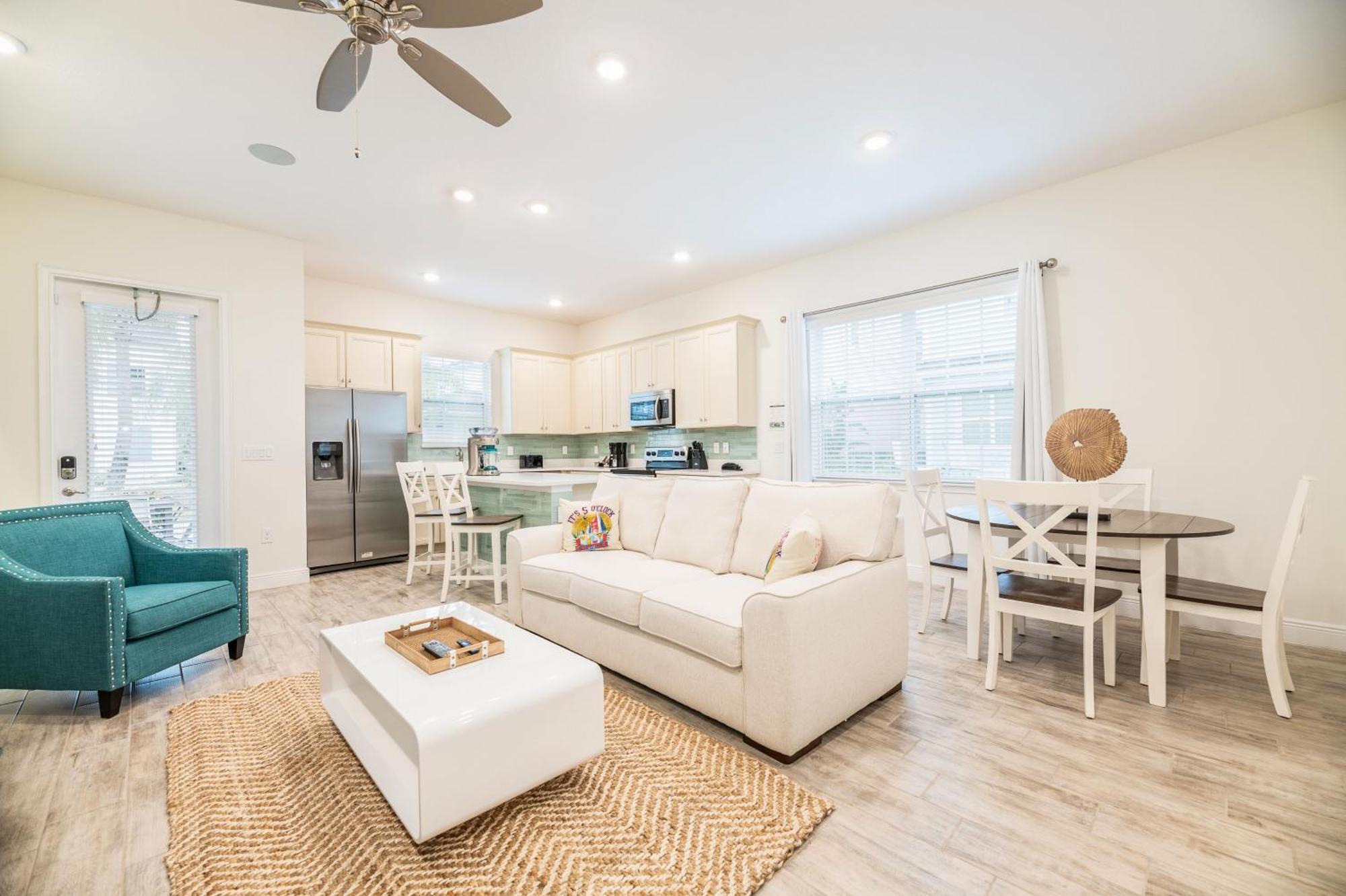 Cozy Peach Near With Margaritaville Access - 8029dr Holiday home Orlando