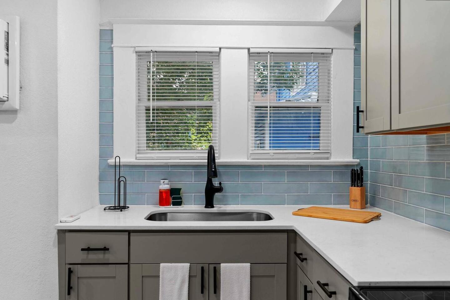 Pet-Friendly 1Br Wi-Fi Full Kitchen * Orlando