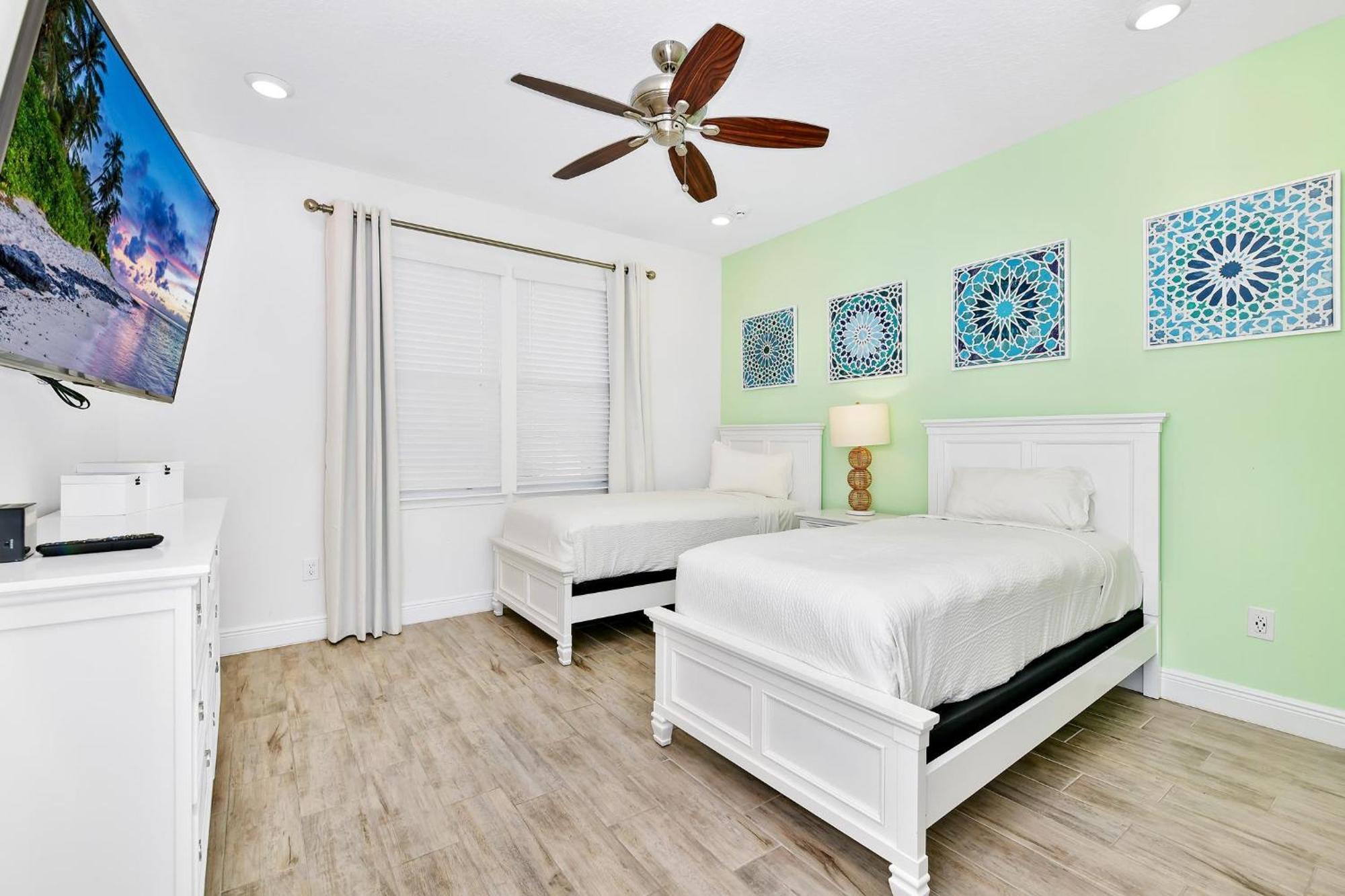 Palm Tree Paradise Private Pool Near With Margaritaville Access - 8109su Holiday home *