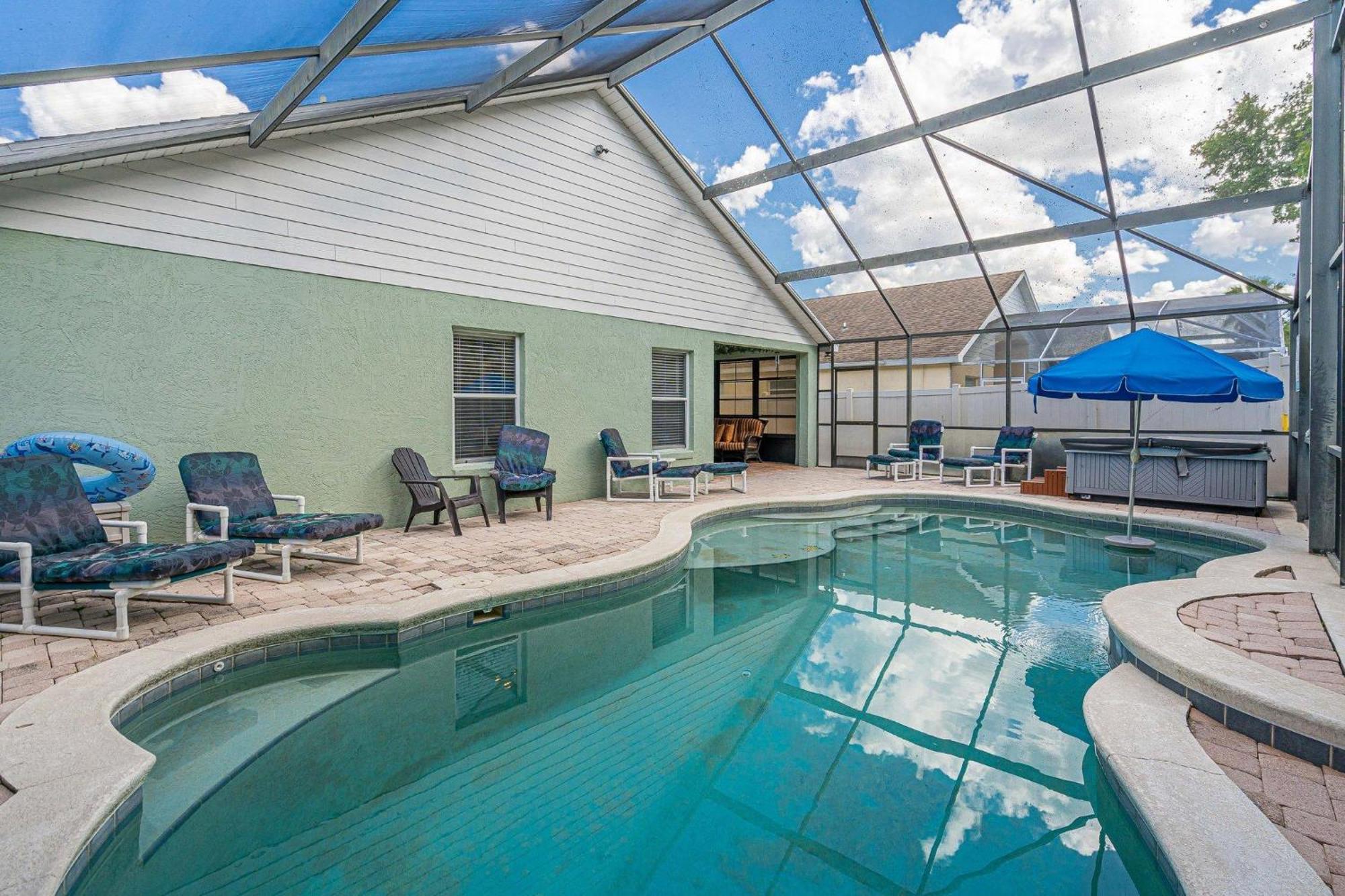 Pool Paradise Holiday home