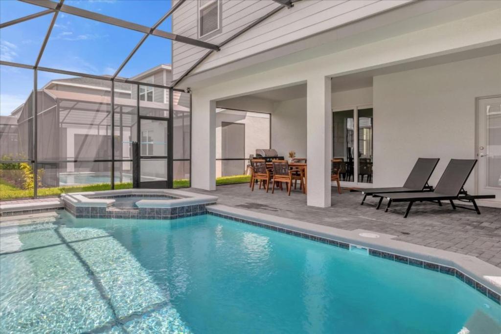 Holiday home 7 Bedrooms- 5 Bathrooms- Windsor Cay1285er