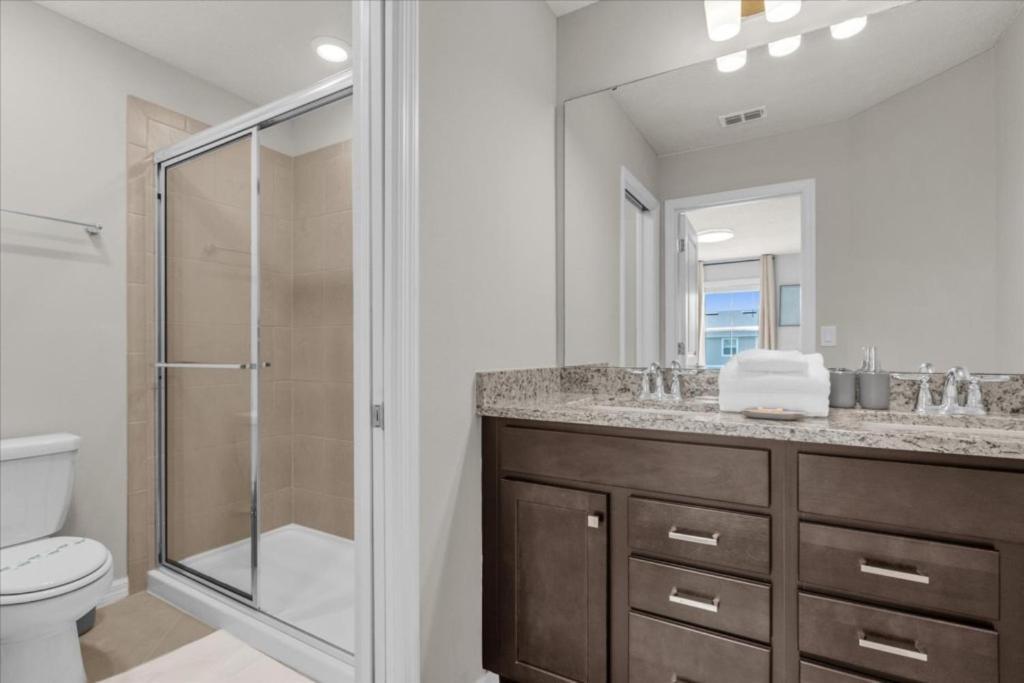 Holiday home 7 Bedrooms- 5 Bathrooms- Windsor Cay1285er *