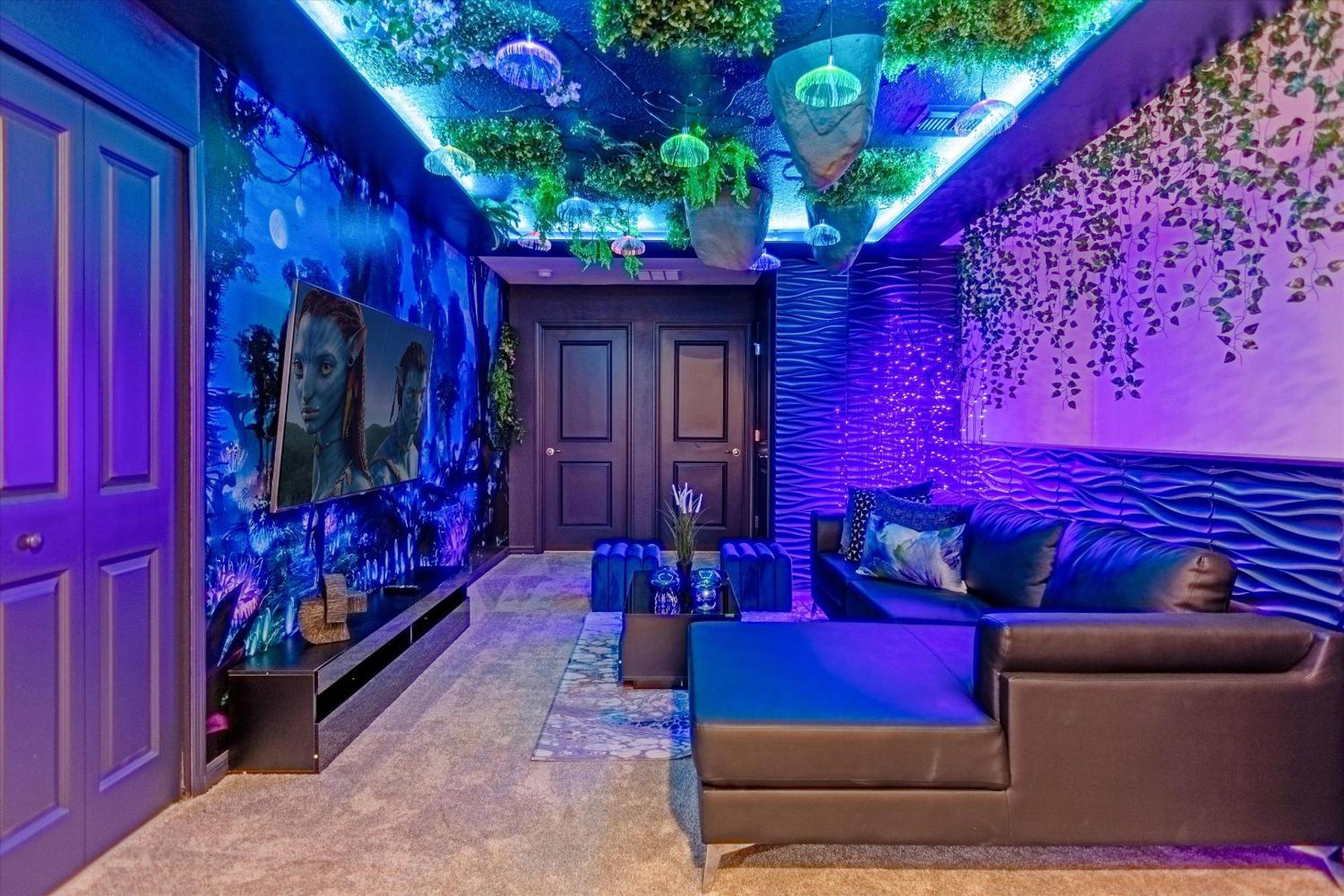 Holiday home Brand New Sep 24 Avatar Tron Princess Themed 1220 Orlando
