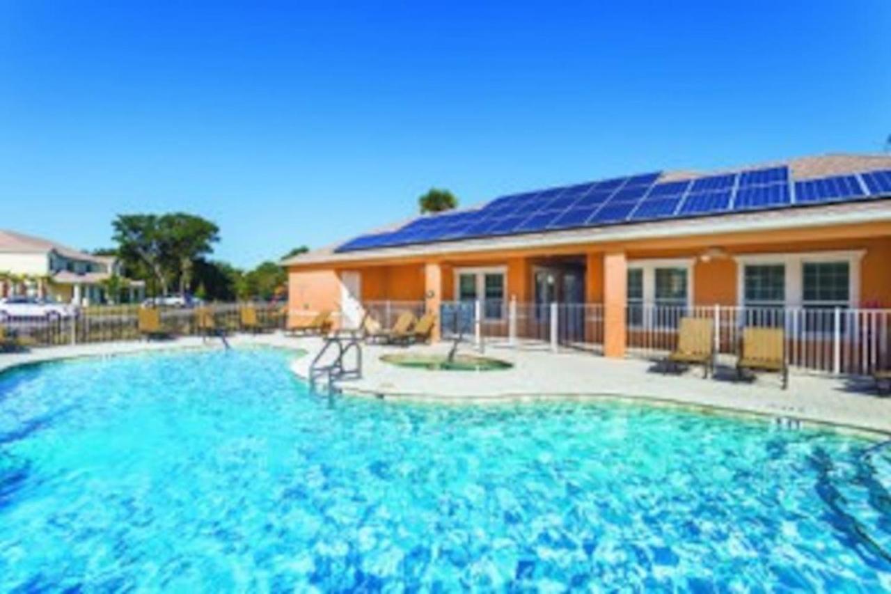 Holiday home Wonderful 4bd With Pool Near