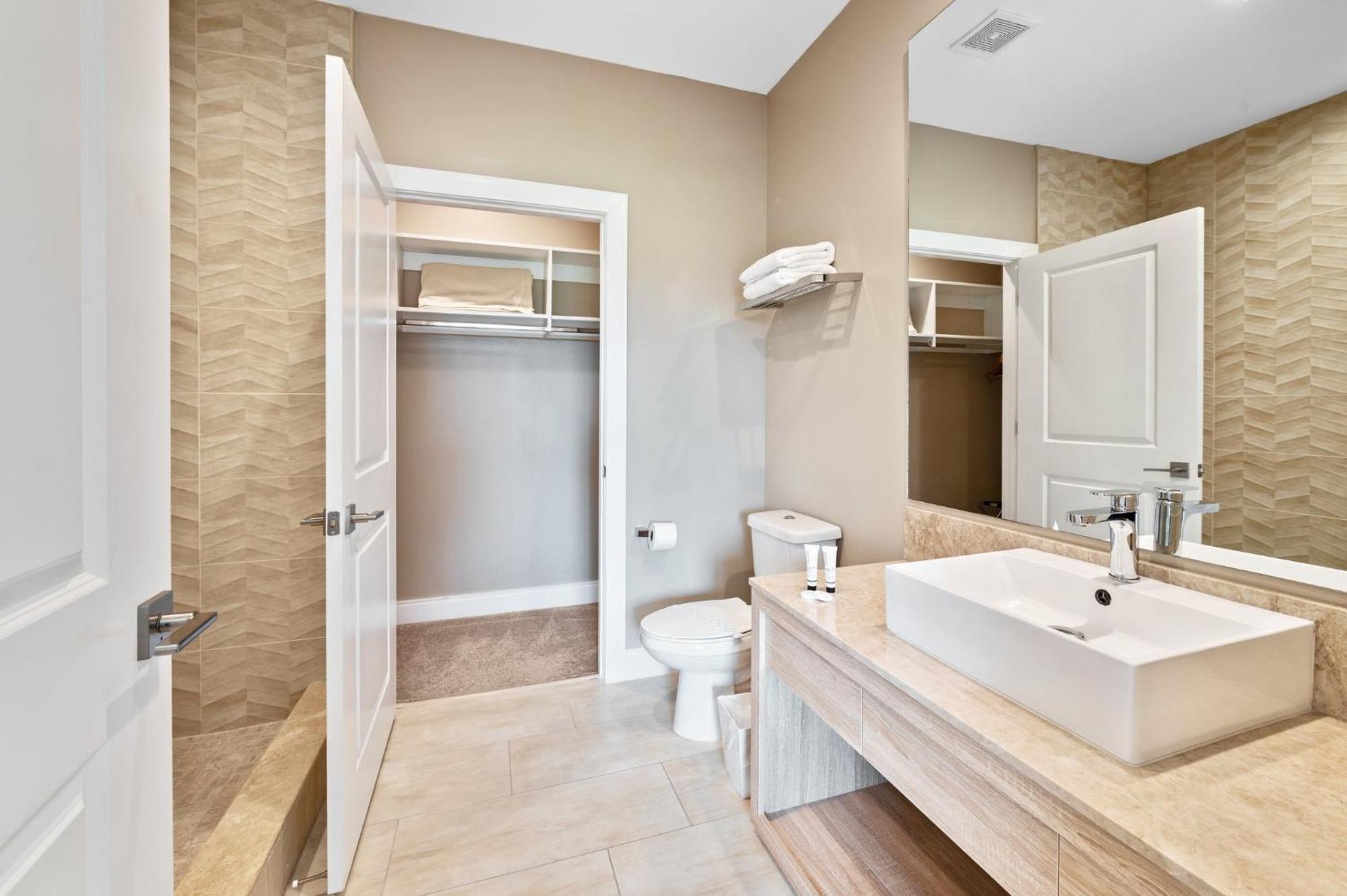 Villa Magic Village - Near - 4bdr