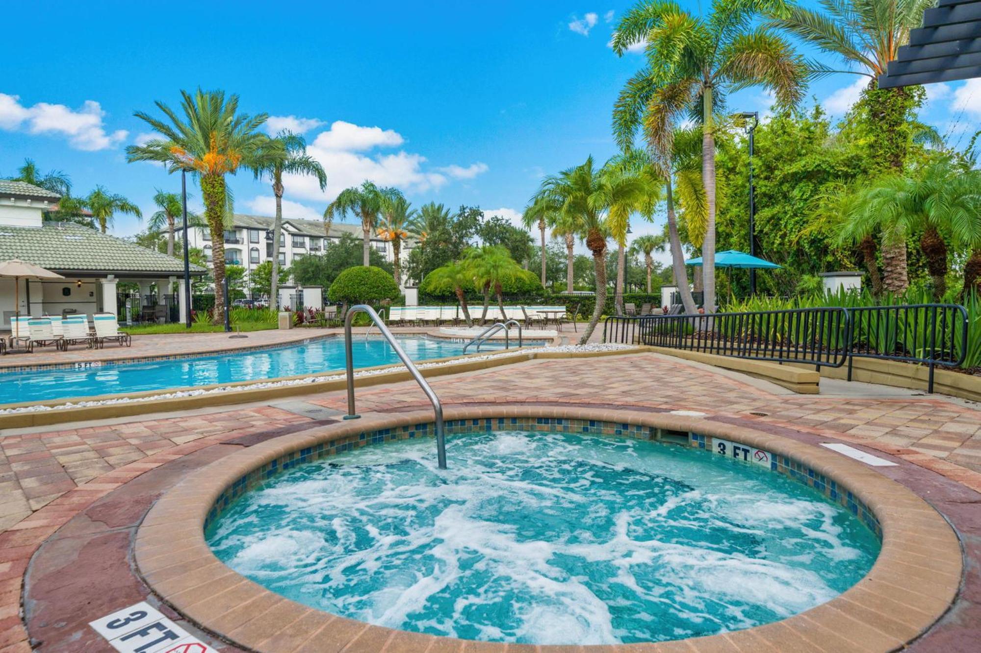 Vista Cay Luxury 4 Bedroom Apartment