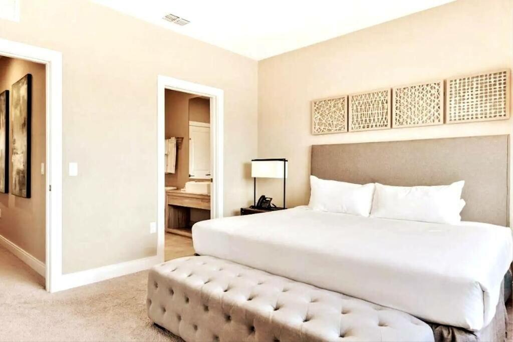 Elegant Single W 3 Bd Breathtaking View Holiday home Orlando