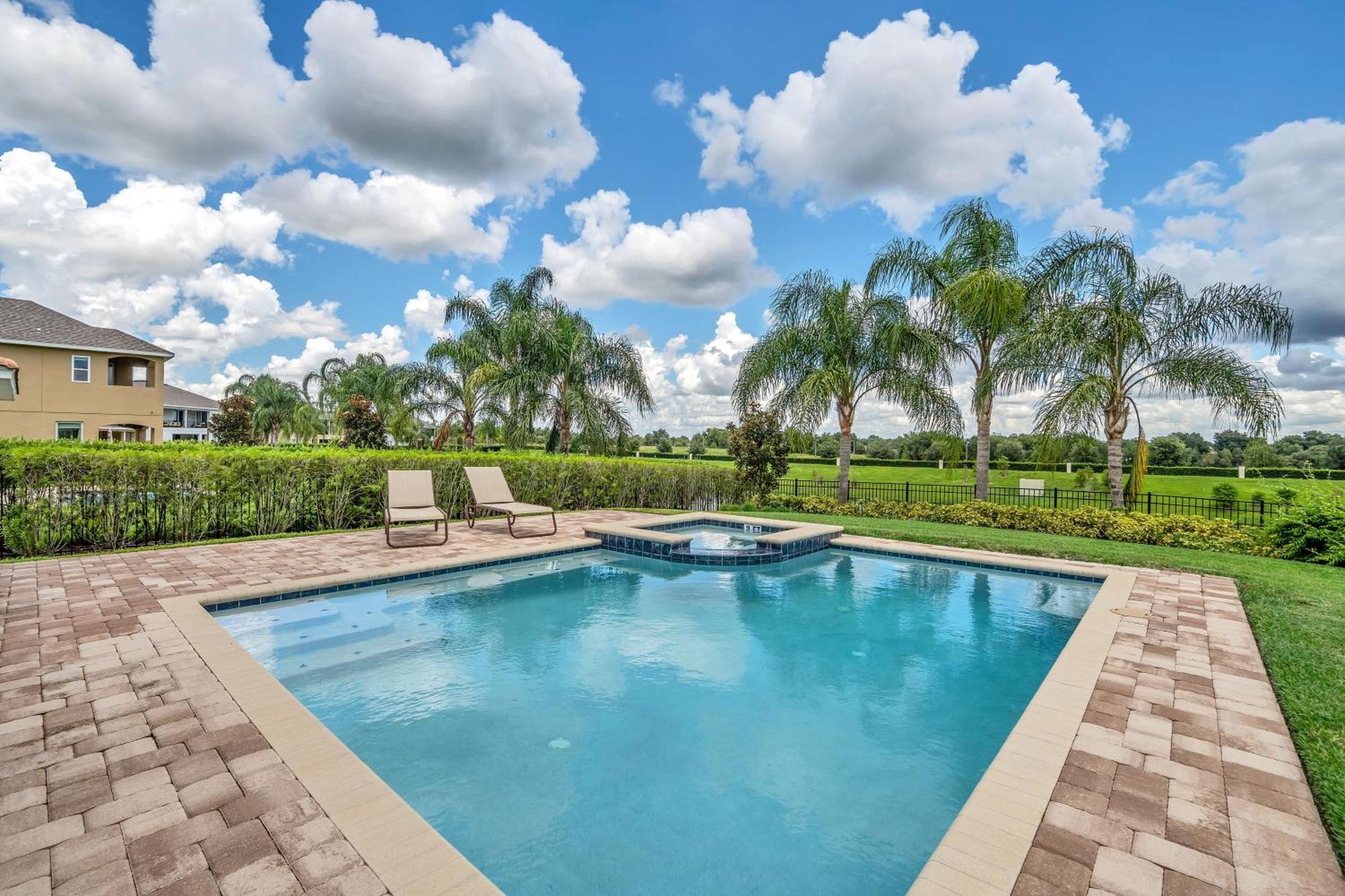 - Encore 651 Villa Orlando