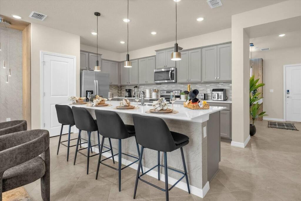Dluxx Brand New House Just 9miles From 1224 Holiday home Orlando