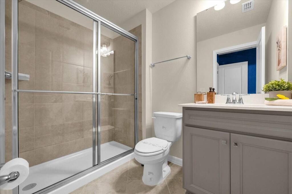Dluxx Brand New House Just 9miles From 1224 Holiday home