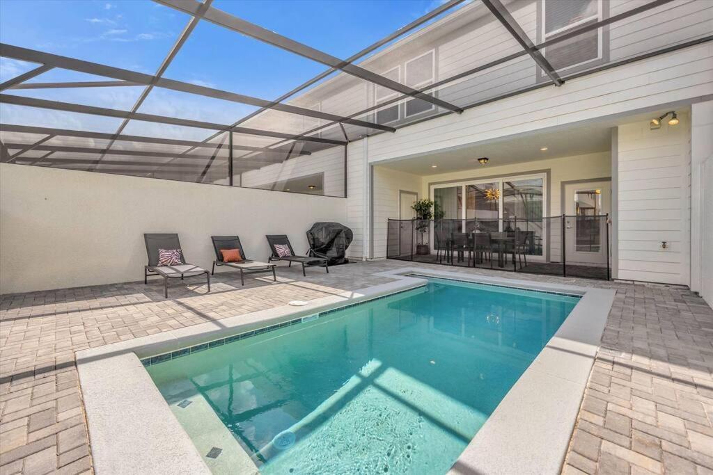 Holiday home Dluxx Brand New House Just 9miles From 1224 Orlando