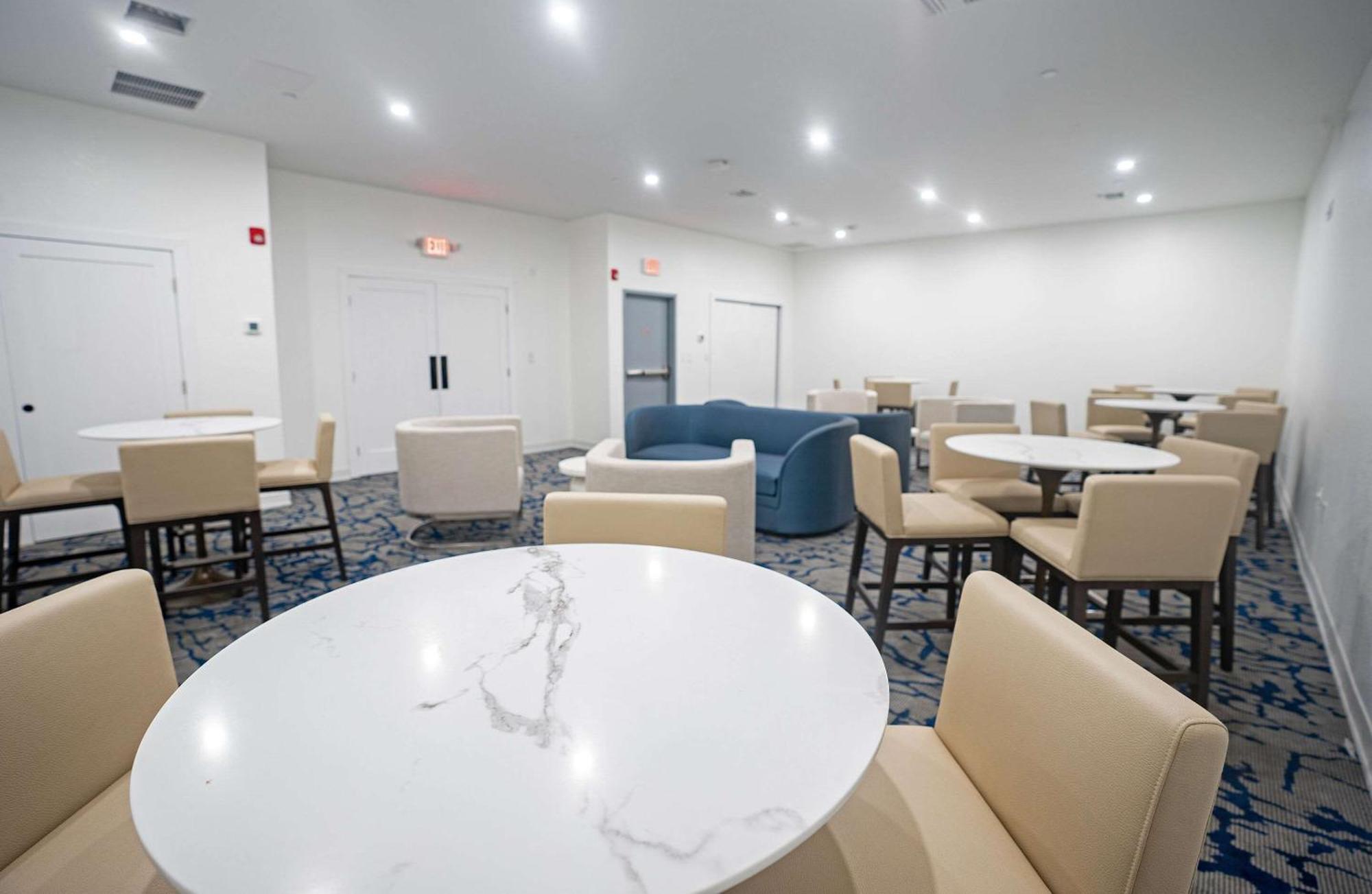 Hotel Daskk Near Universal Blvd, Ascend Collection 3*