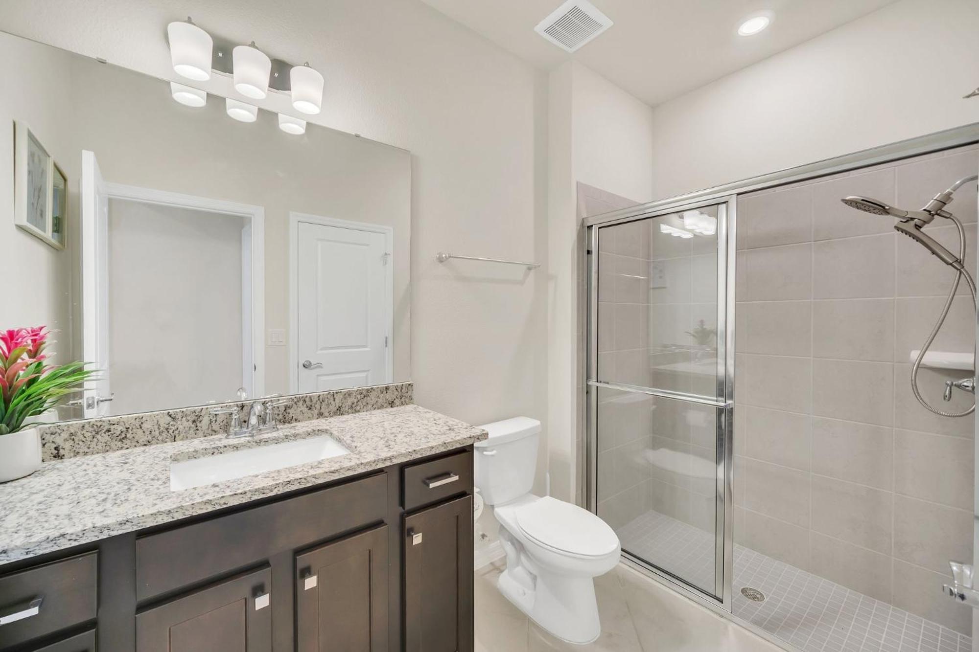 Family-friendly 5-bedroom With Pool In Windsor Cay Holiday home *