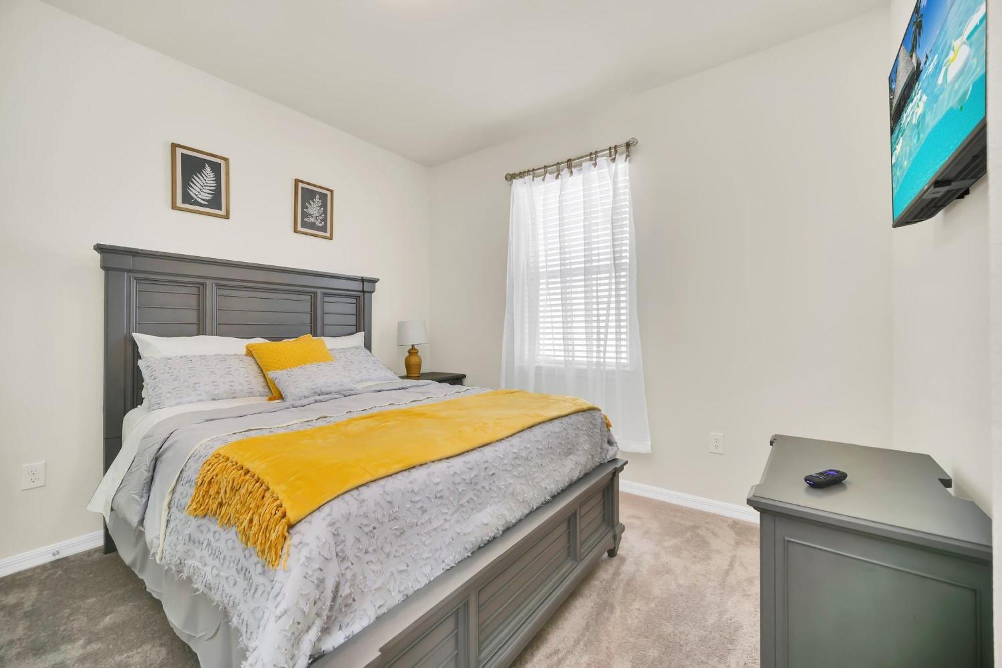 Holiday home Family-friendly 5-bedroom With Pool In Windsor Cay *