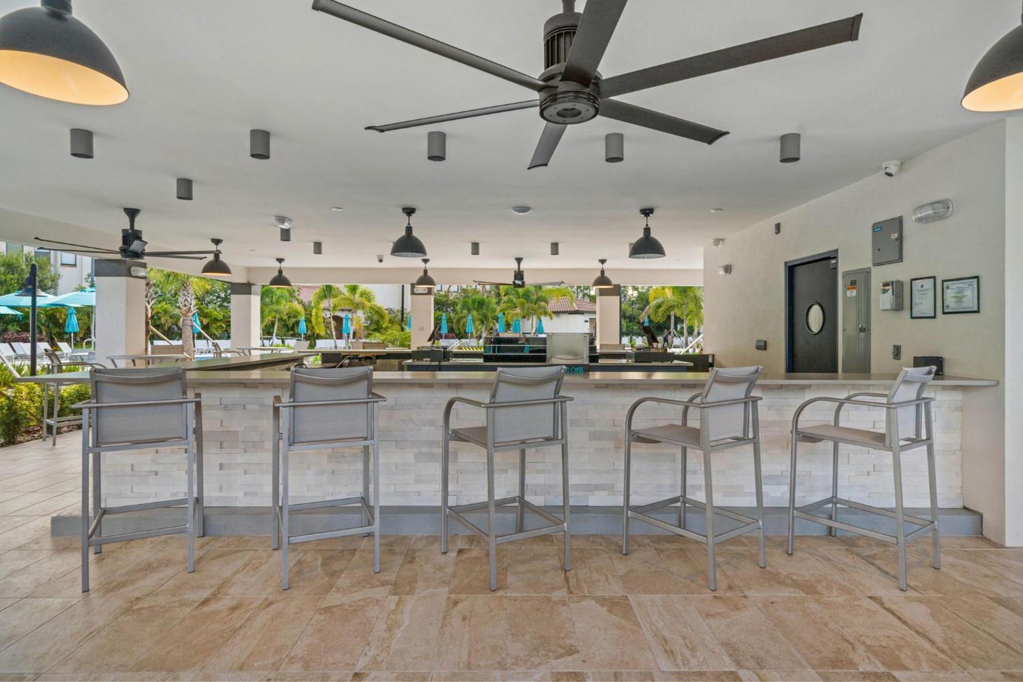Stunning Vacation - Vista Cay - 2016 * Orlando