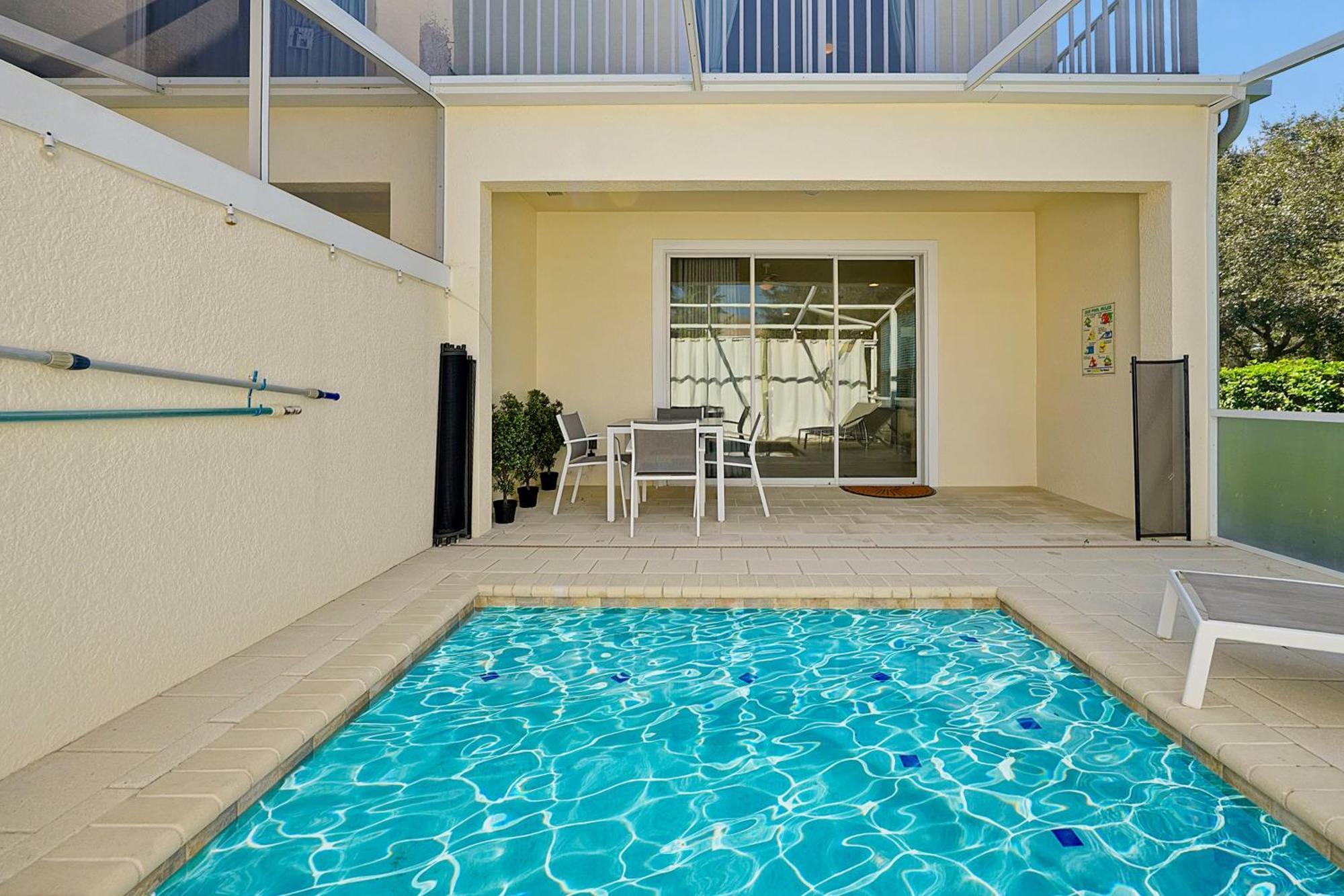 Family-friendly W/ Pool & Perks Near *