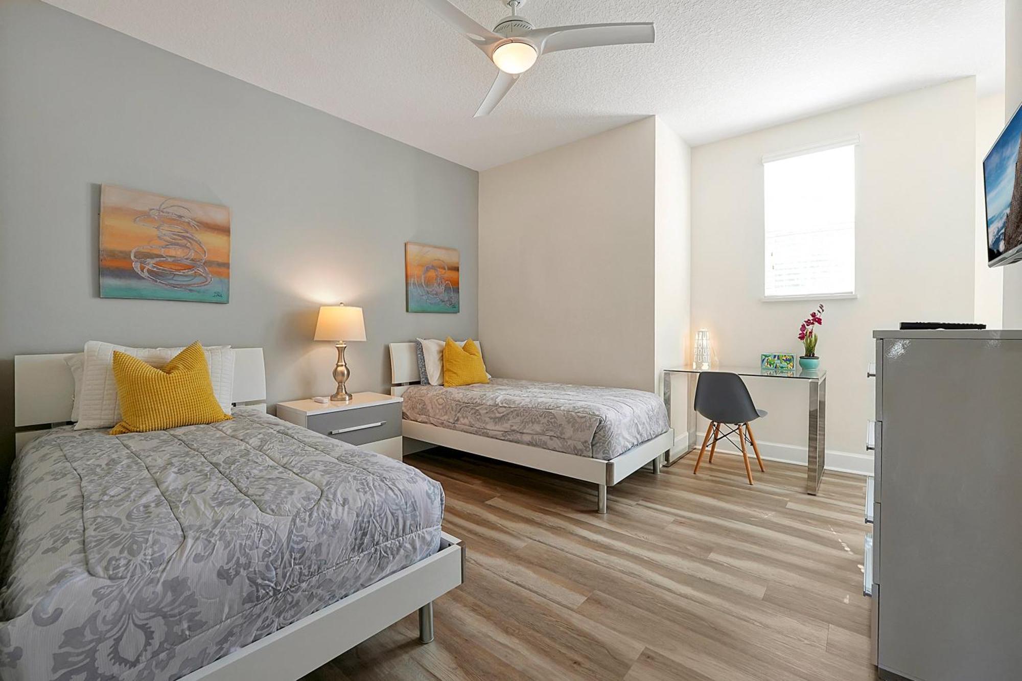 Family-friendly W/ Pool & Perks Near *
