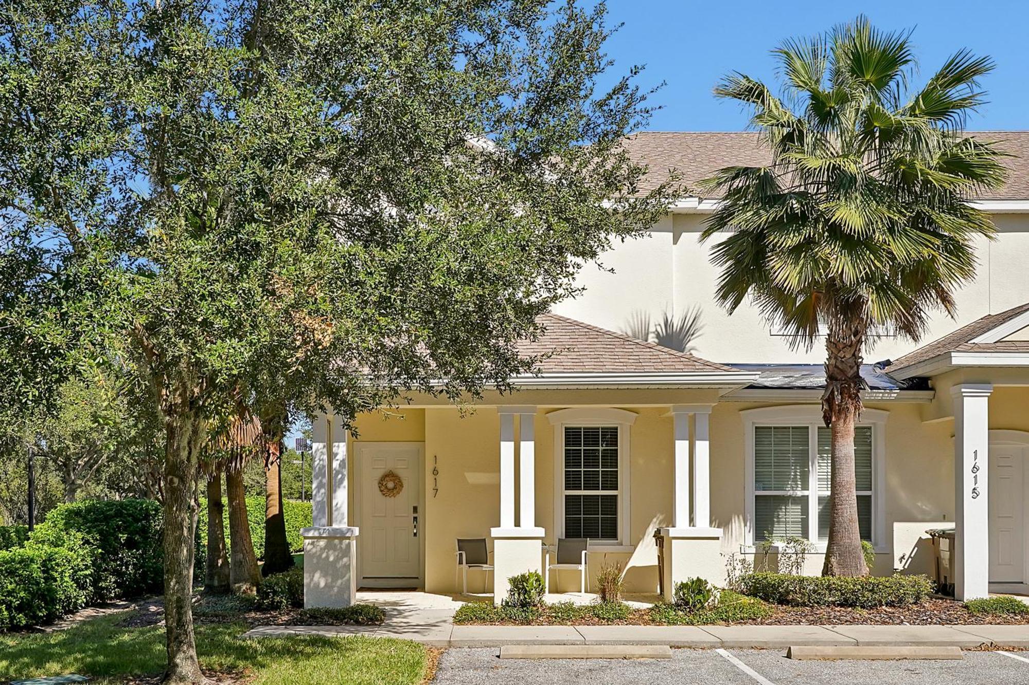Family-friendly W/ Pool & Perks Near Holiday home
