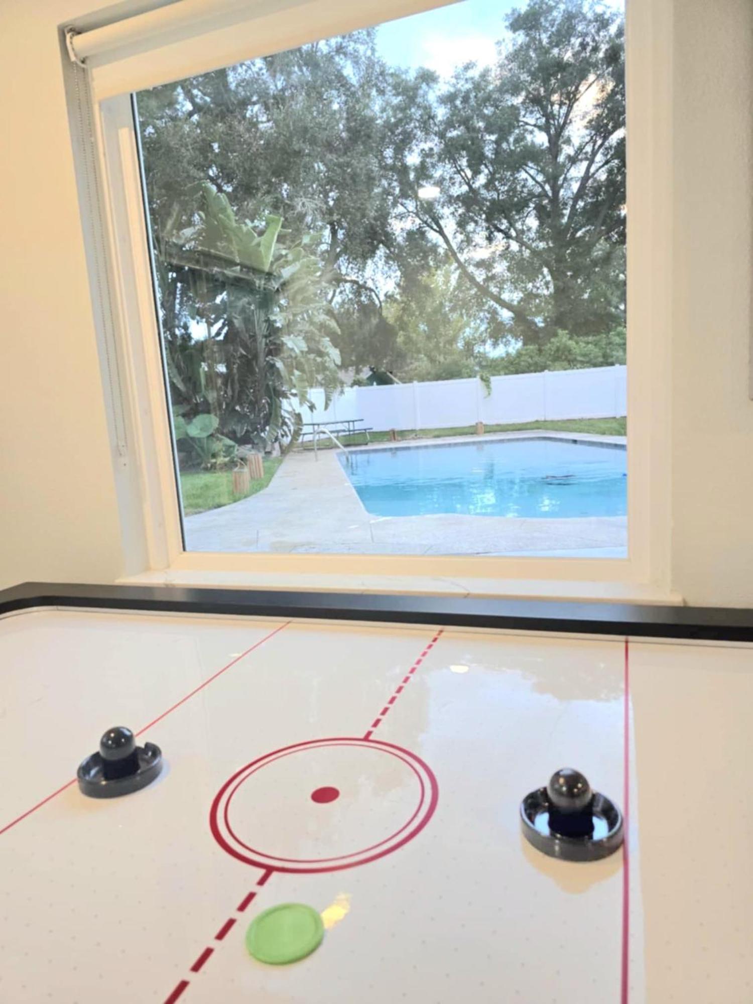 Sunshine Haven, Poolside Bliss, Disney, Game *