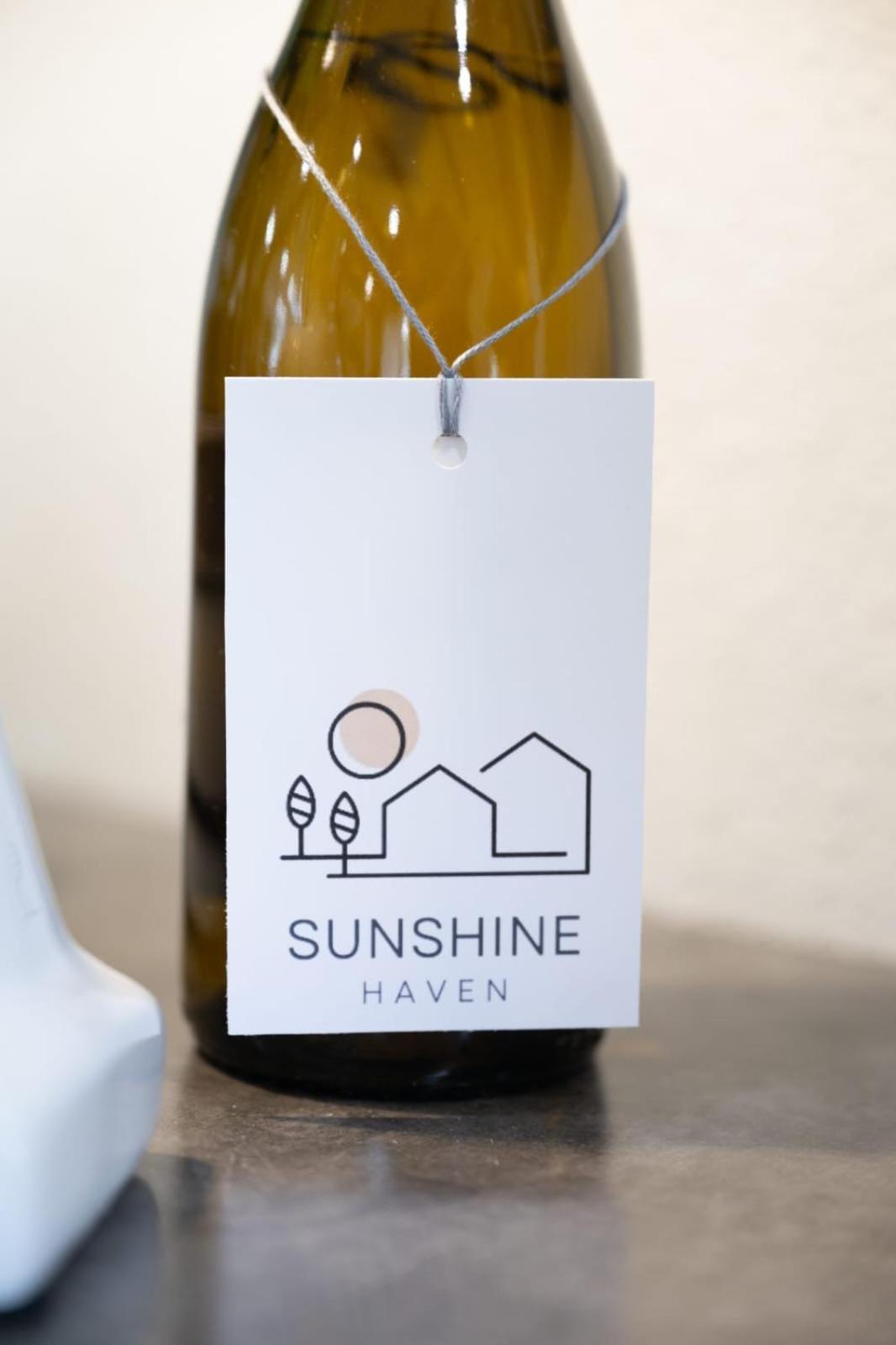 Sunshine Haven, Poolside Bliss, Disney, Game Apartment Orlando