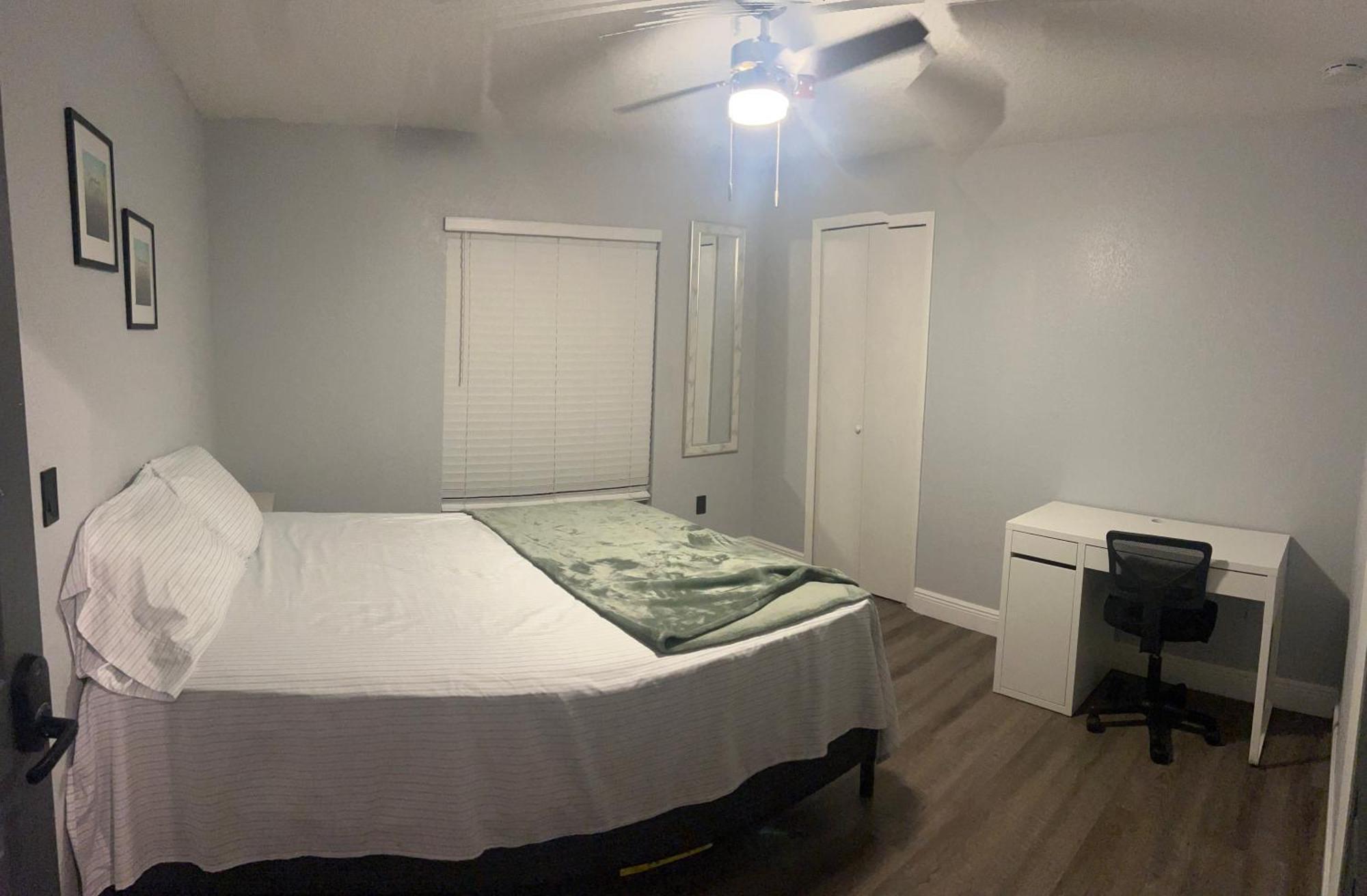 Holiday home Cozy Haven With Premier Privacy 4 Bedroom *