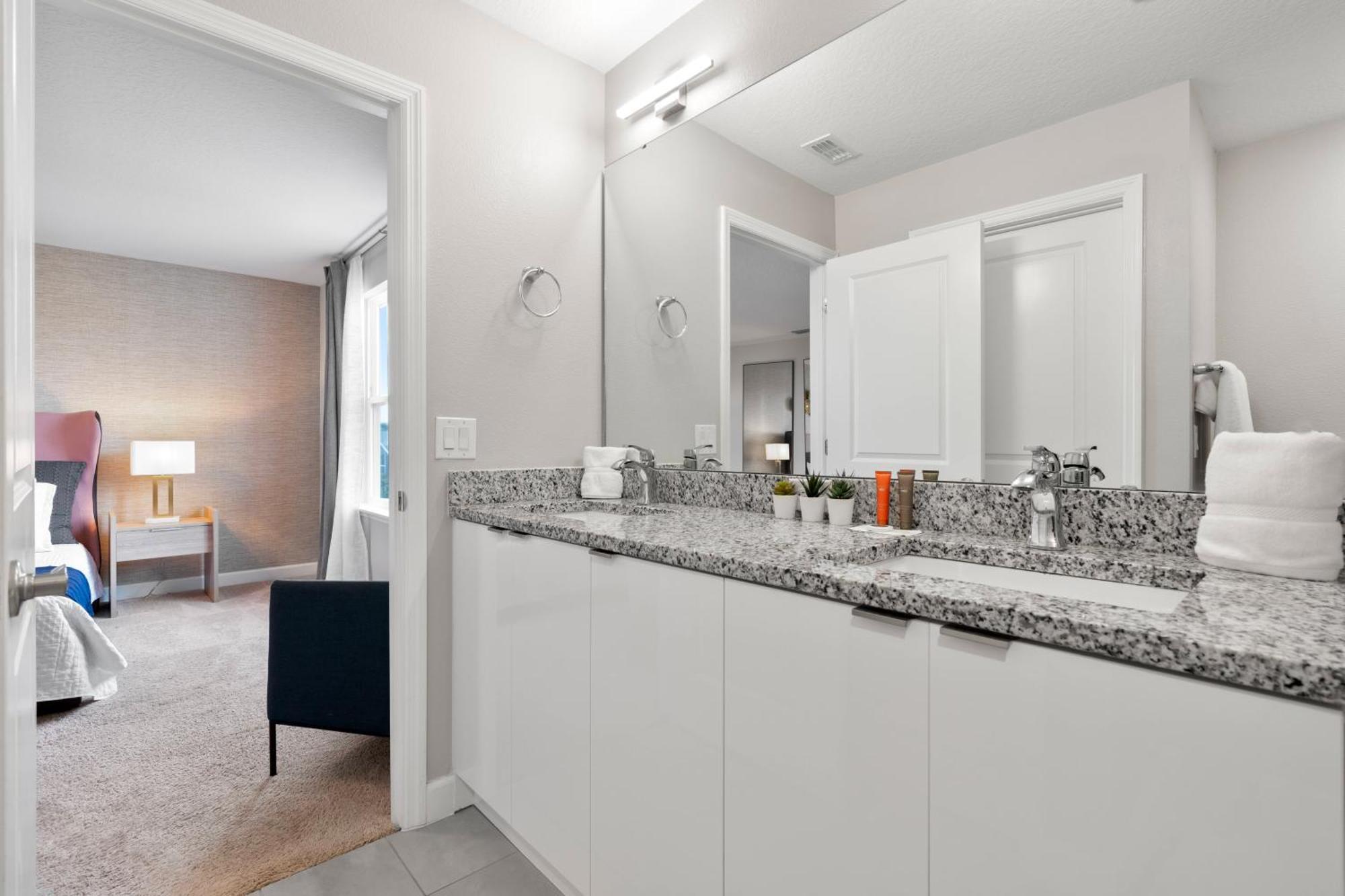 Luxury 5bedroomspool- 4 Miles From Holiday home Orlando