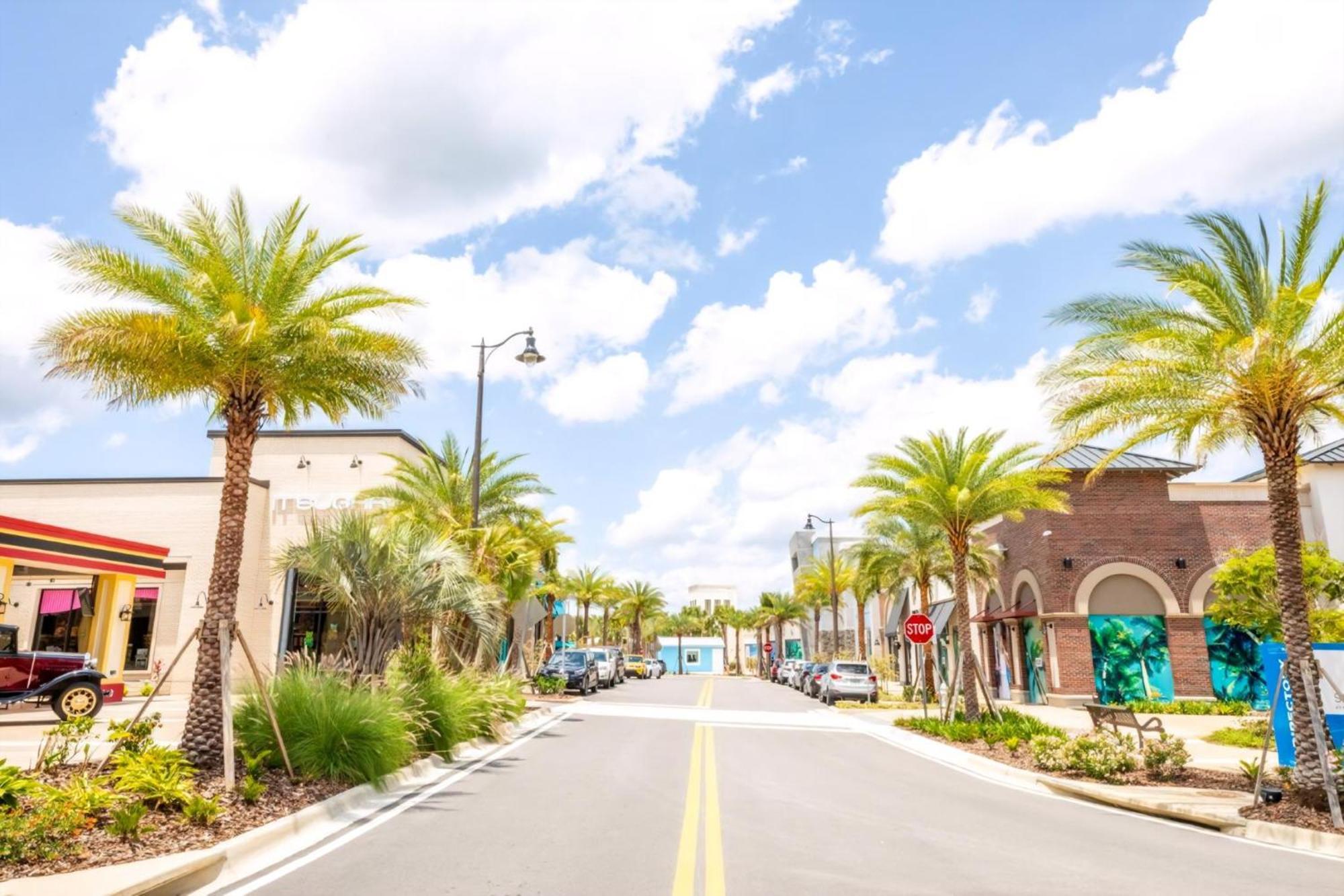 Beautiful With Hot Tub Near With Margaritaville Access - 8053ls Holiday home Orlando