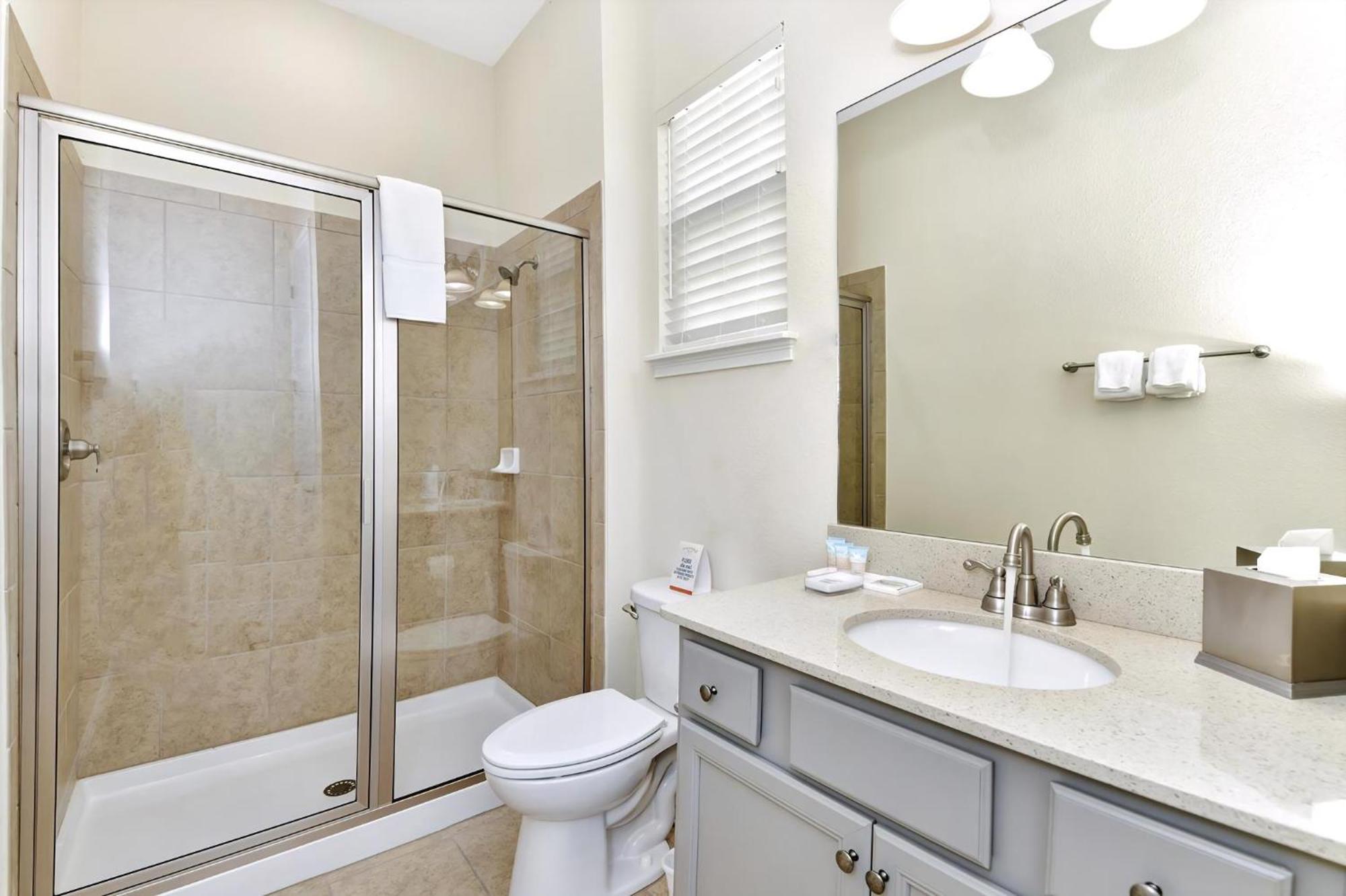 Casa Blanca With Hot Tub Near With Margaritaville Access - 8032su Holiday home *