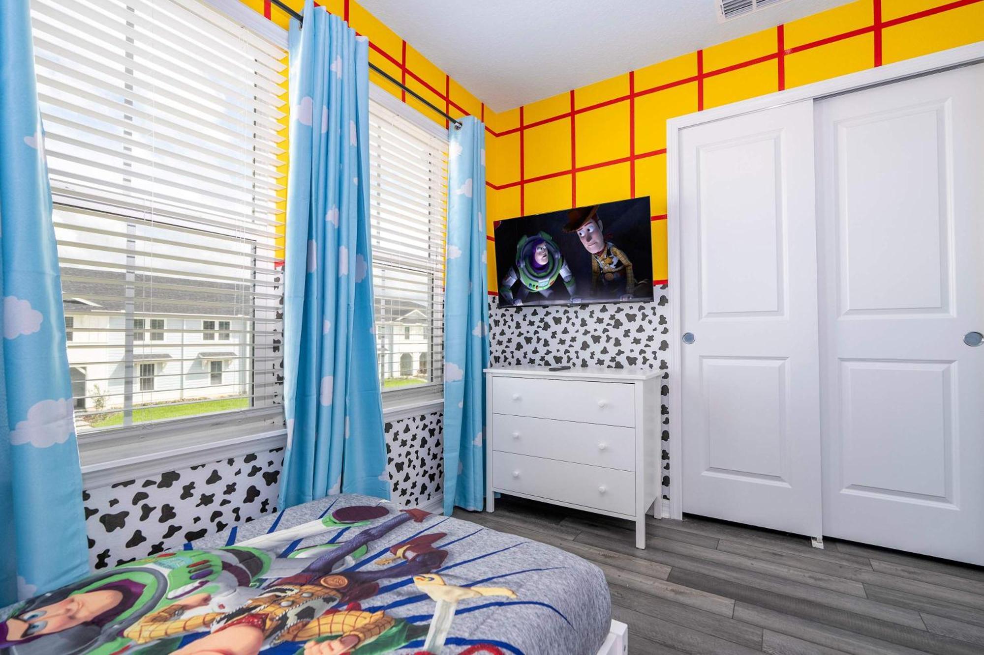 Family Friendly 5bd Close To At Windsor Cay 1269