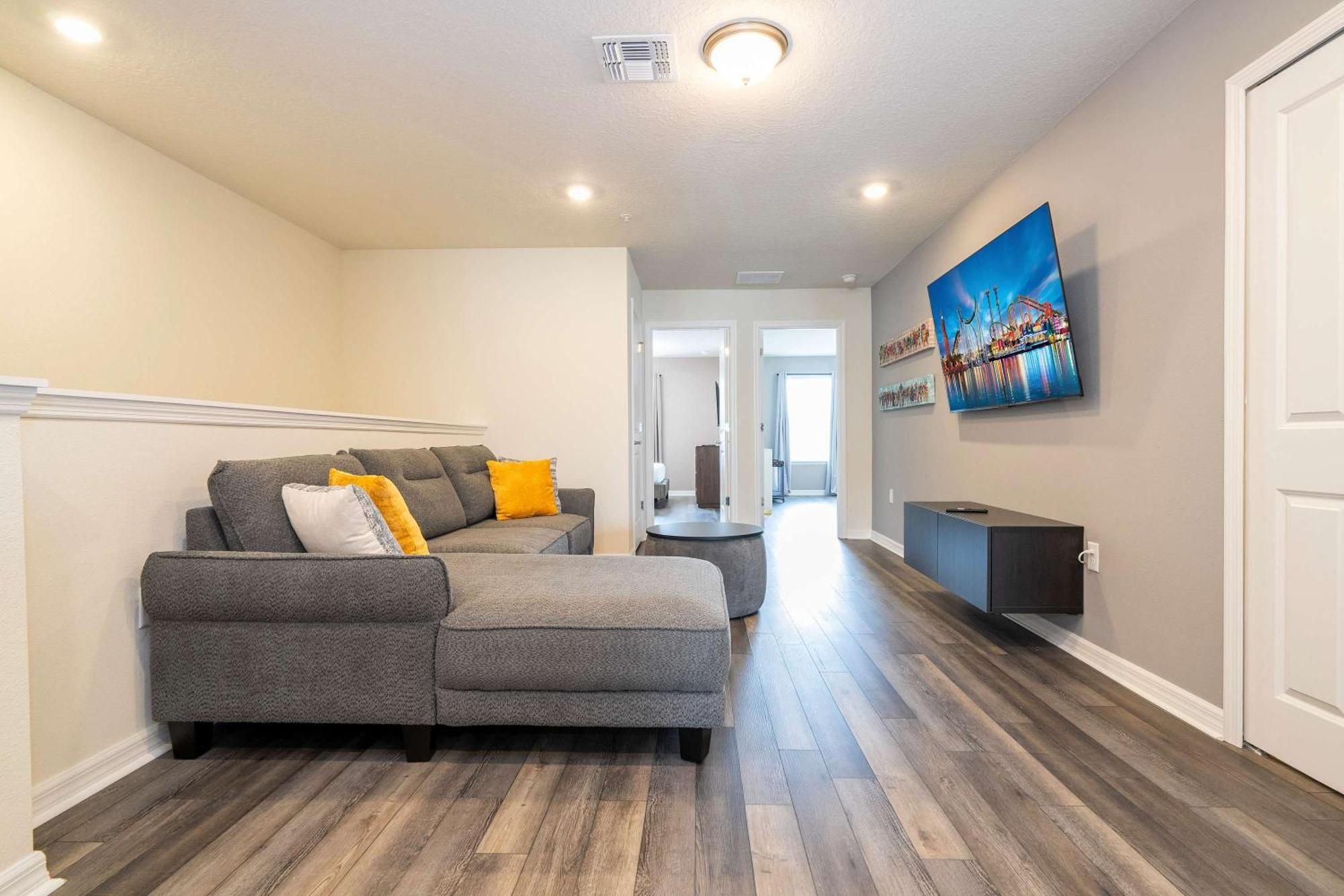 Family Friendly 5bd Close To At Windsor Cay 1269 *
