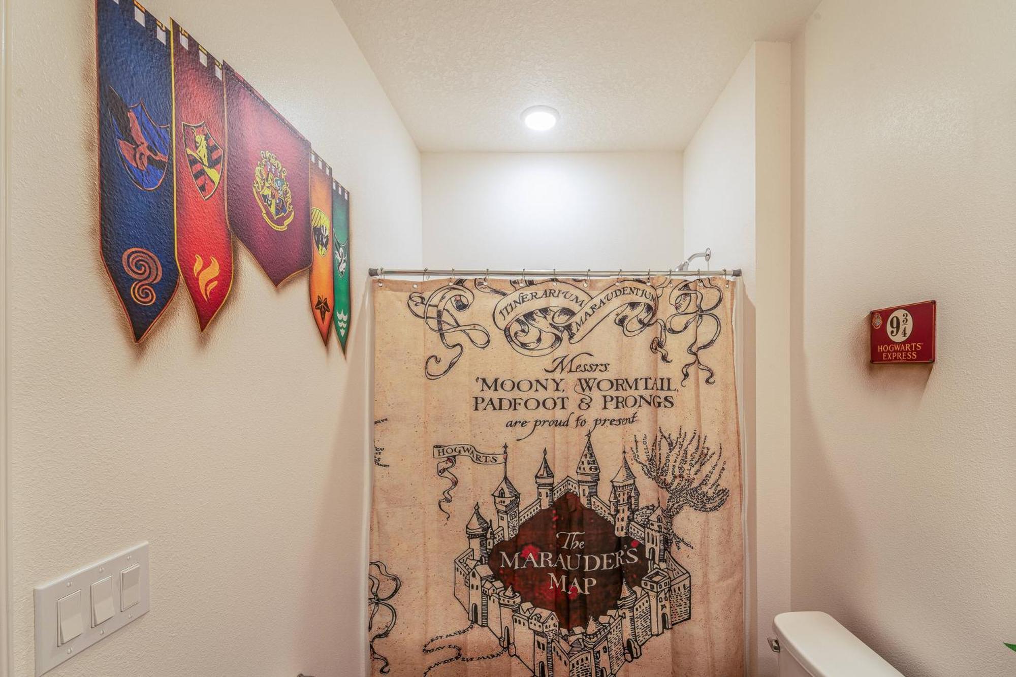 Themed Retreat 6br W Magical Private Pool Holiday home Orlando