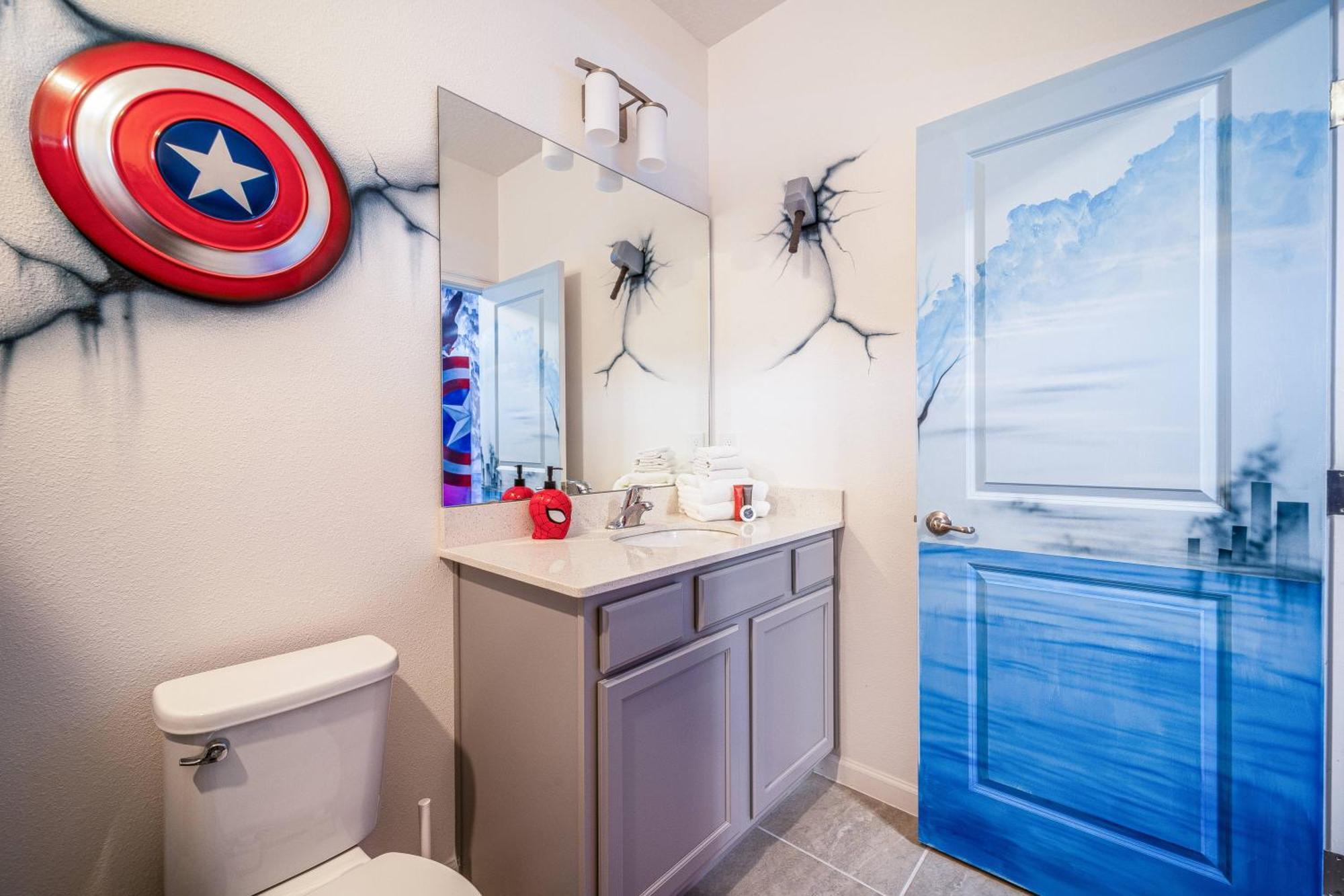 Themed Retreat 6br W Magical Private Pool Holiday home
