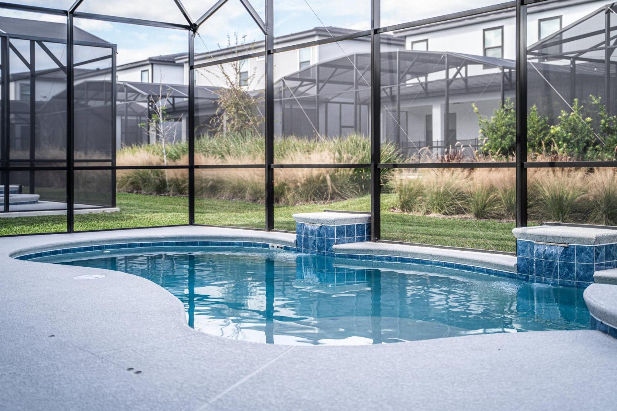 Themed Retreat 6br W Magical Private Pool Holiday home