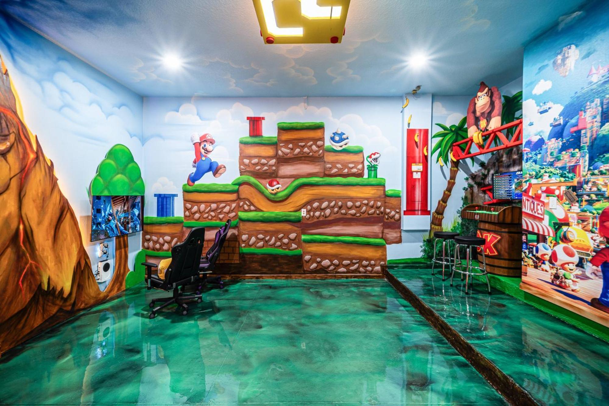 Themed Retreat 6br W Magical Private Pool Holiday home Orlando