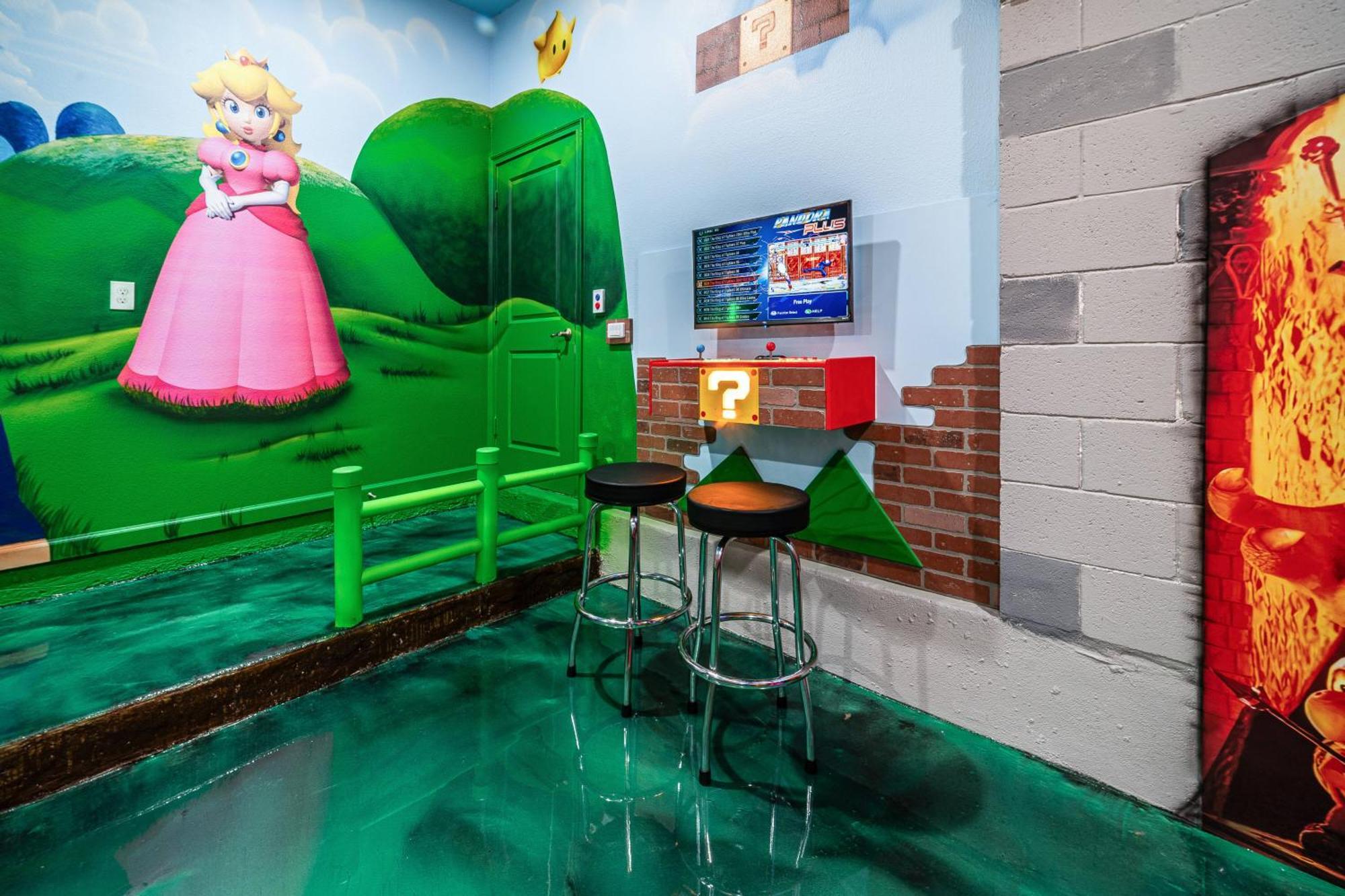Themed Retreat 6br W Magical Private Pool * Orlando