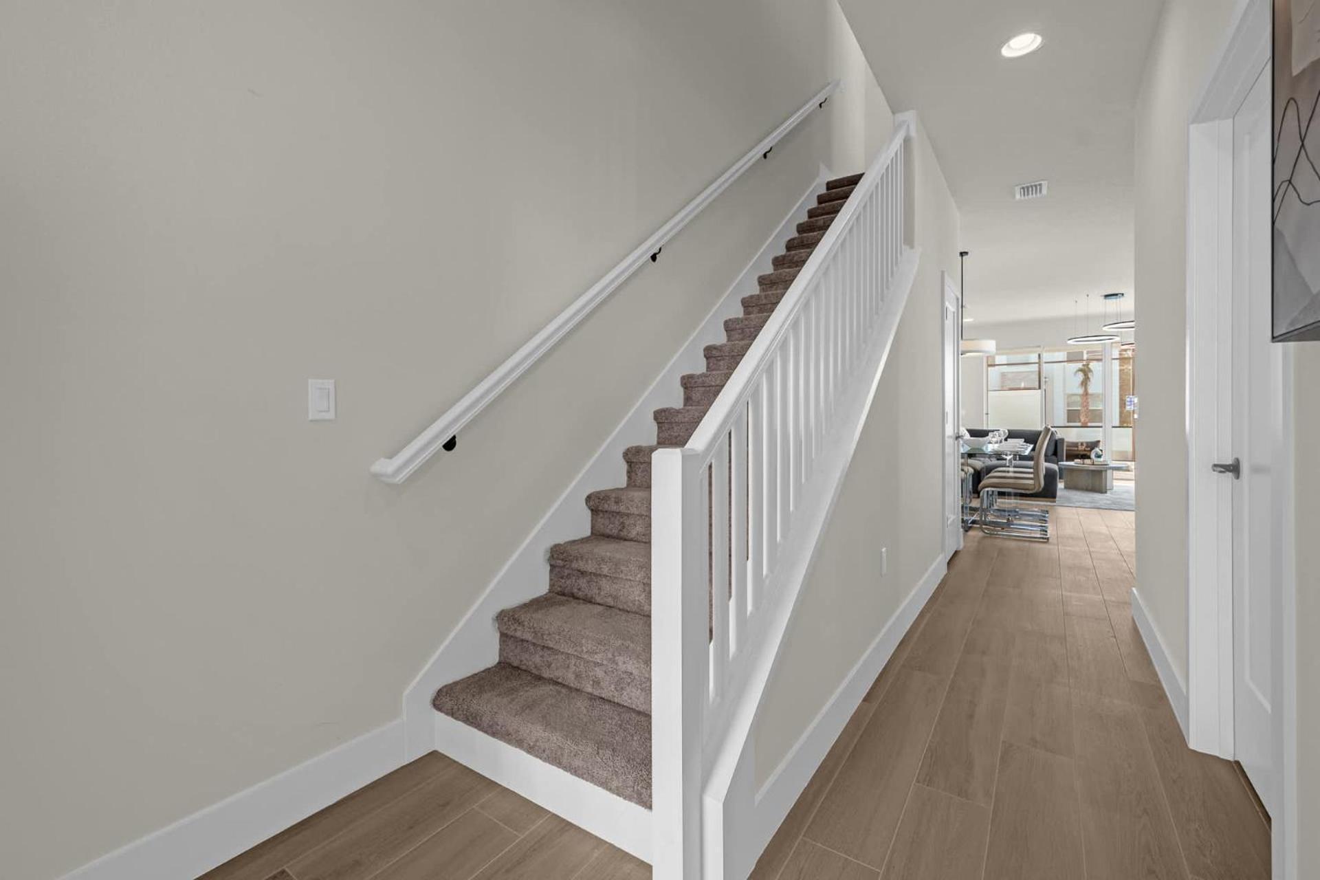 Upstay - Sunny Clermont Getaway With Private Pool