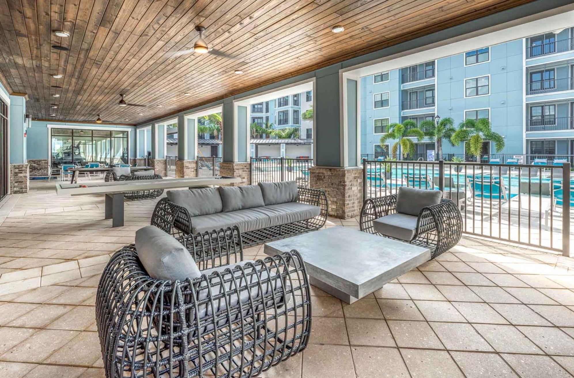 Full Apartment, Near Disney, King Bed, Pet-friendly Full Amenities Orlando