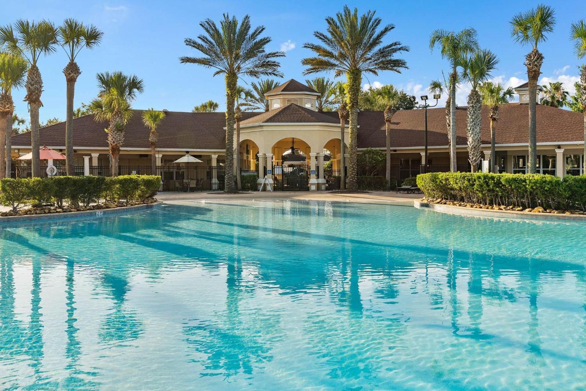 3bd/3ba Adventure Townhome | Access Orlando