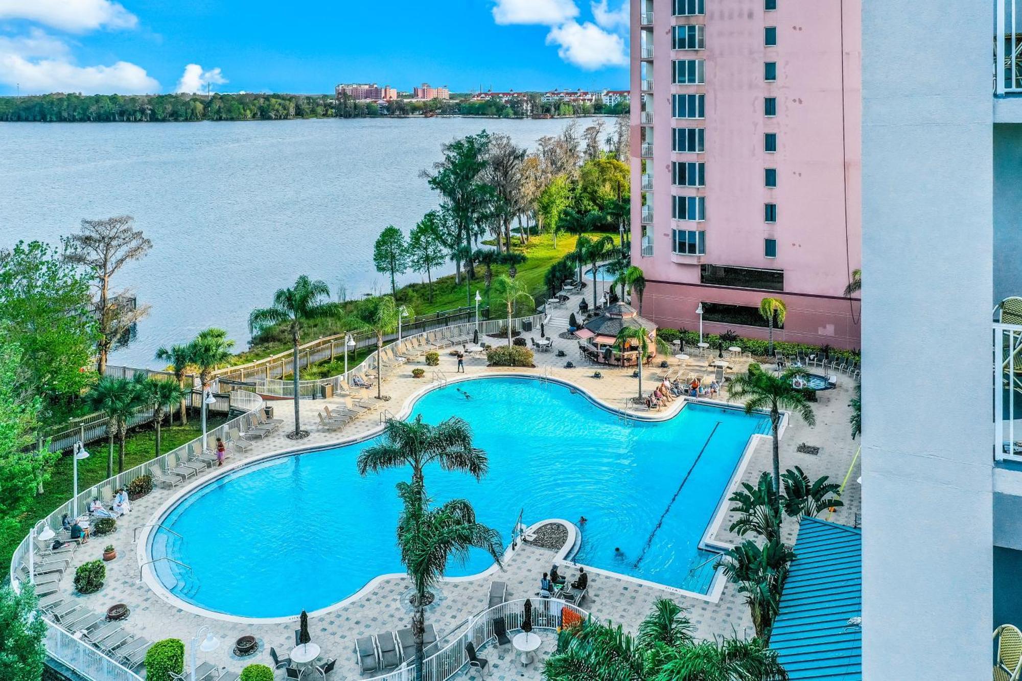 Apartment Fourth Level Views At Blue Heron Orlando