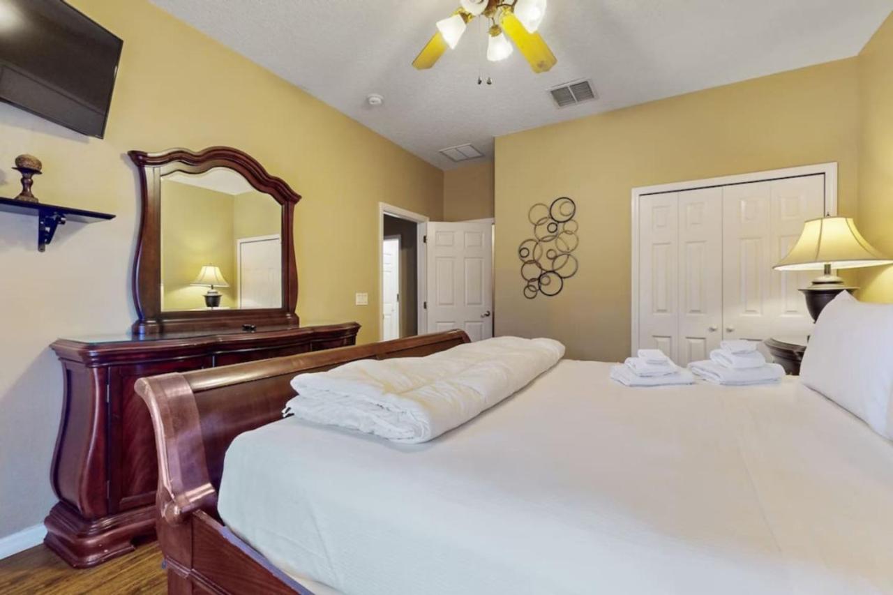 Holiday home New 7 Bed Family With Themed And Game Orlando