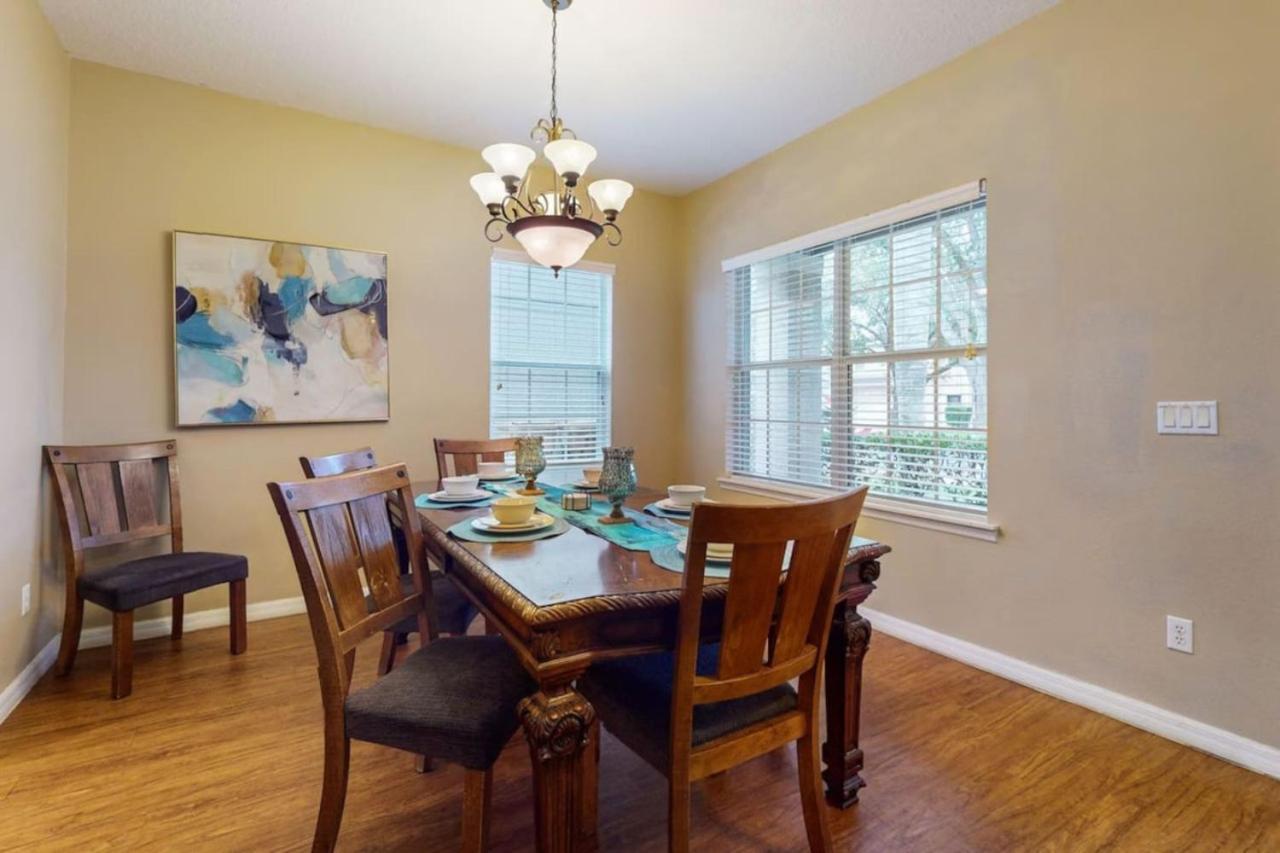 New 7 Bed Family With Themed And Game Holiday home Orlando