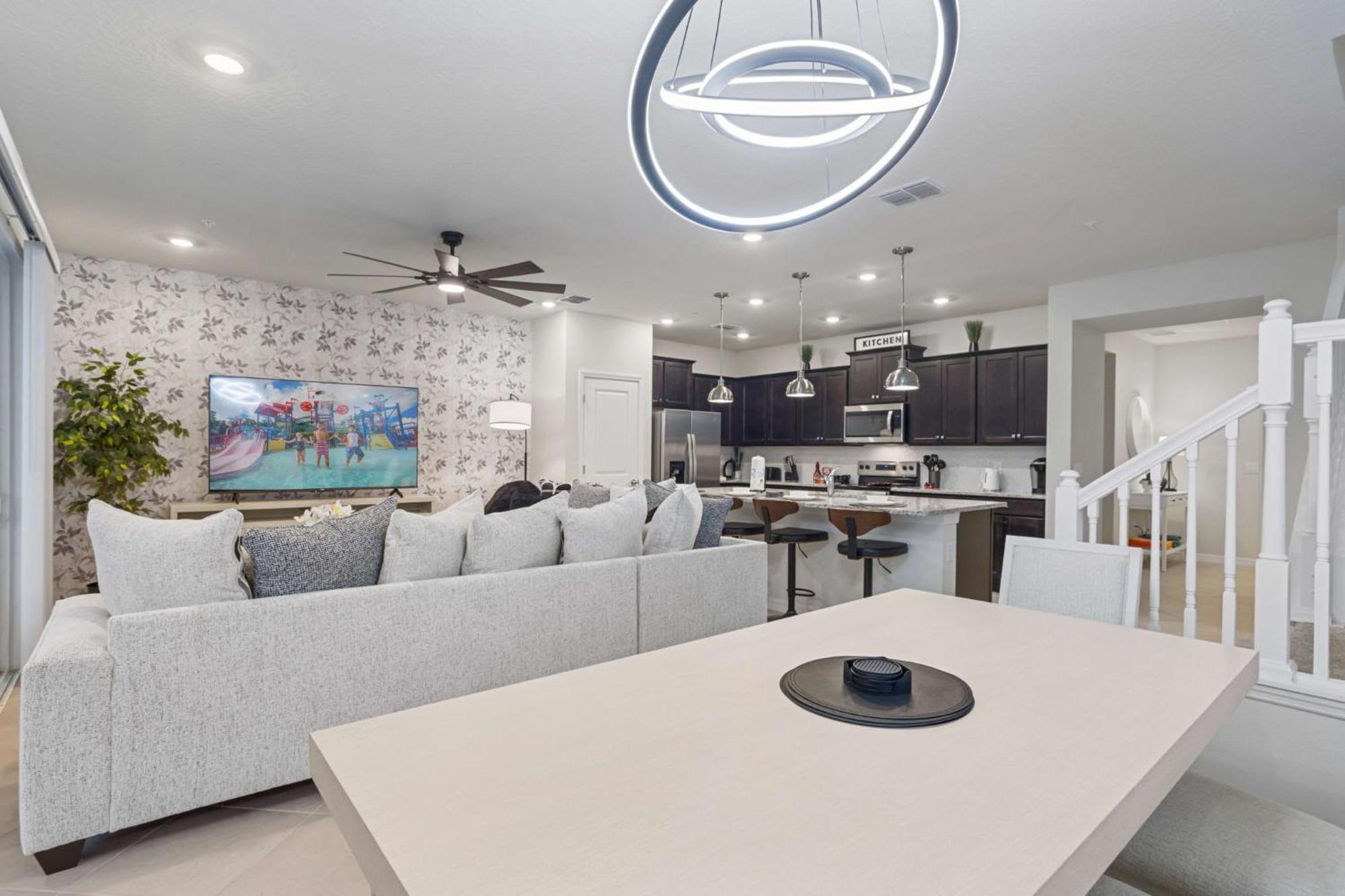 Brand New 5 Bed In Windsor Cay Villa *