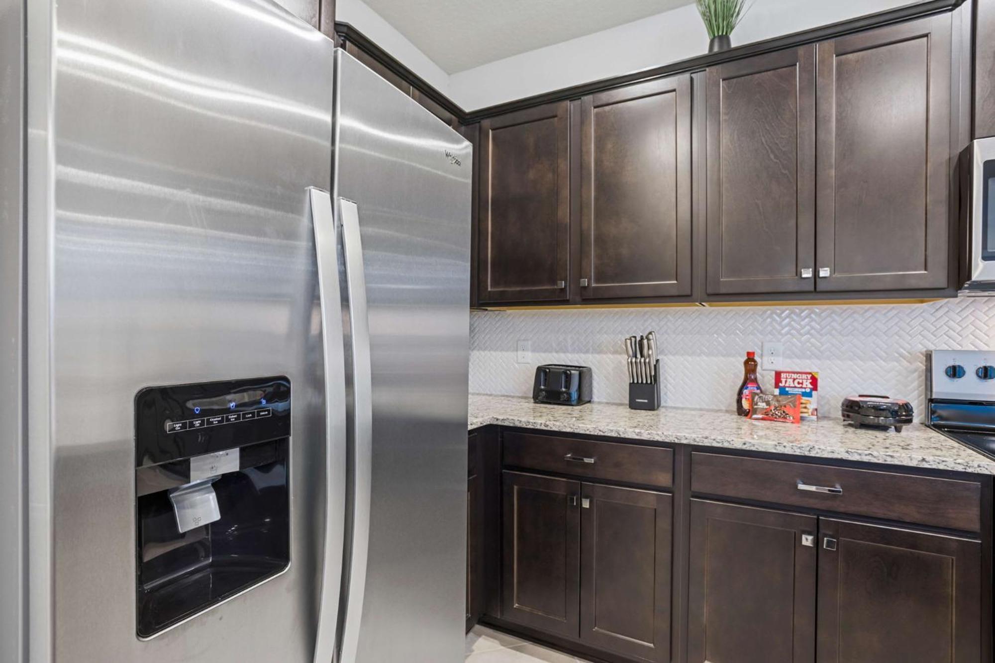 Villa Brand New 5 Bed In Windsor Cay *