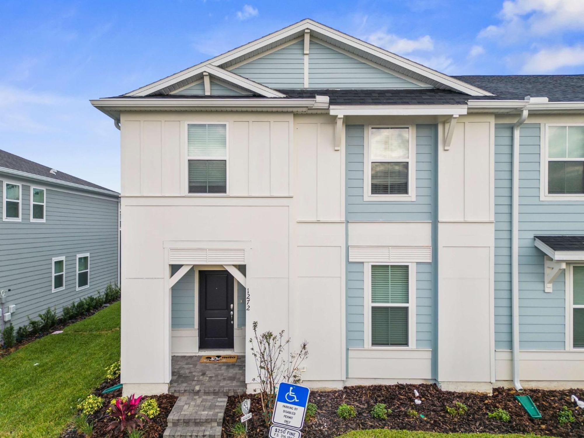 Brand New 5 Bed In Windsor Cay Villa