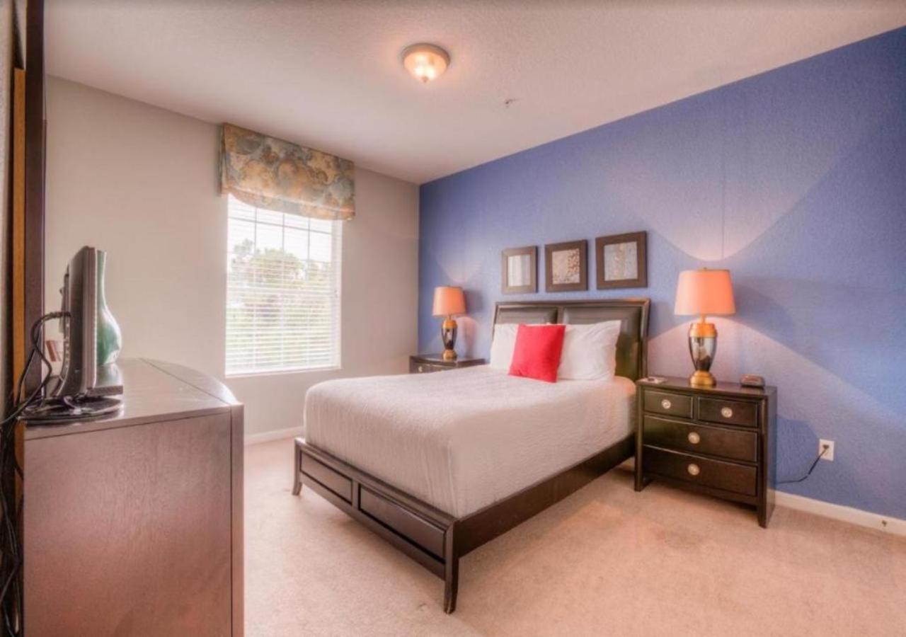 Vista Cay W Free Access, Near Apartment *