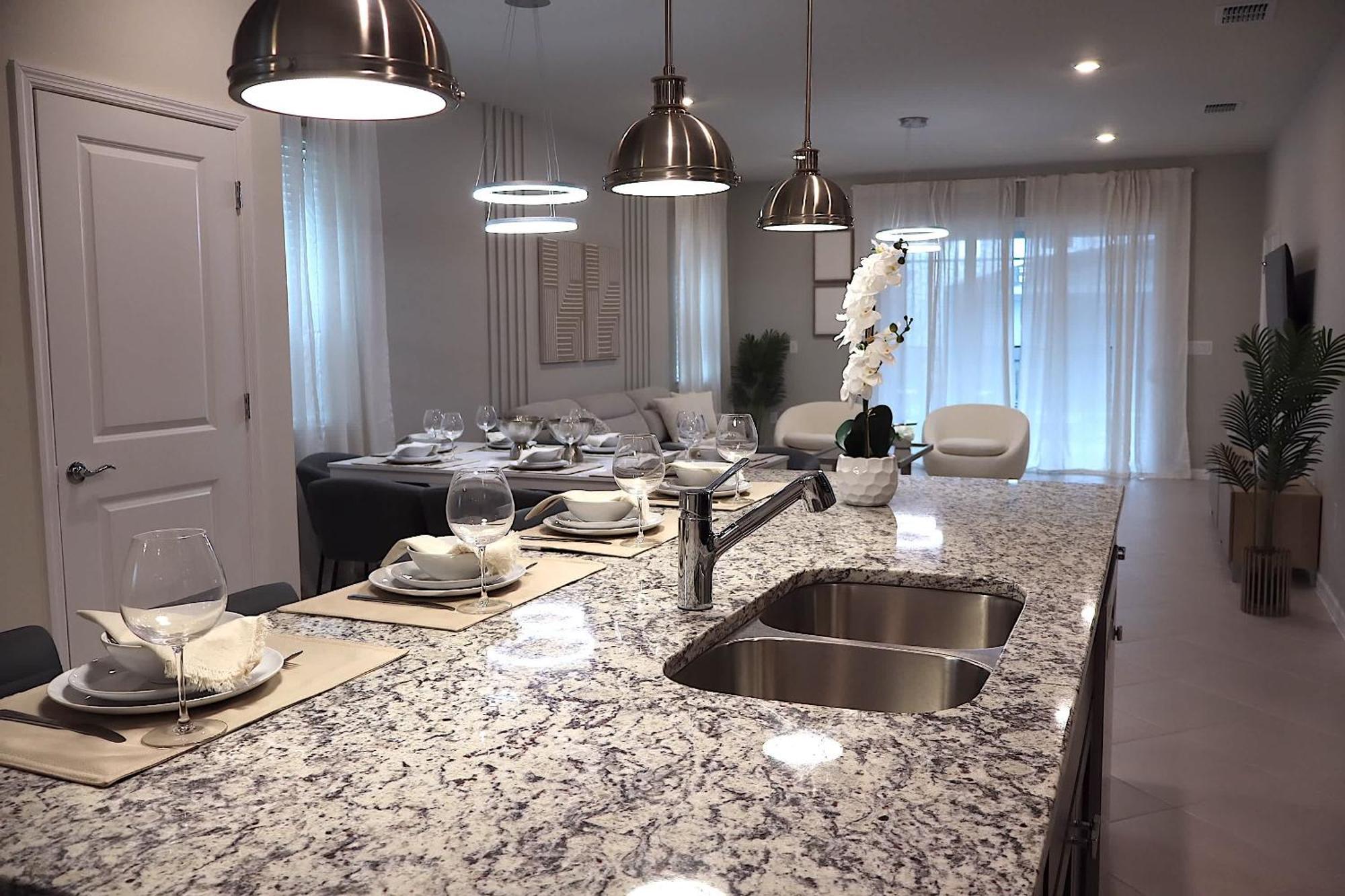 Spectacular 7 Bedroom With Private Pool Holiday home *