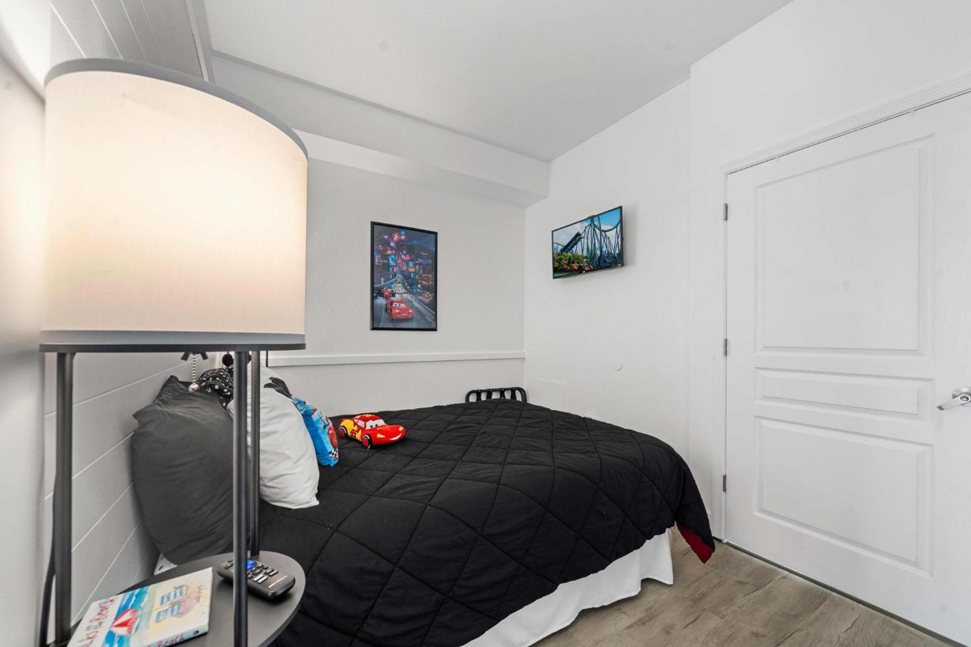 Apartment Free Shuttle 3 Queen Beds *