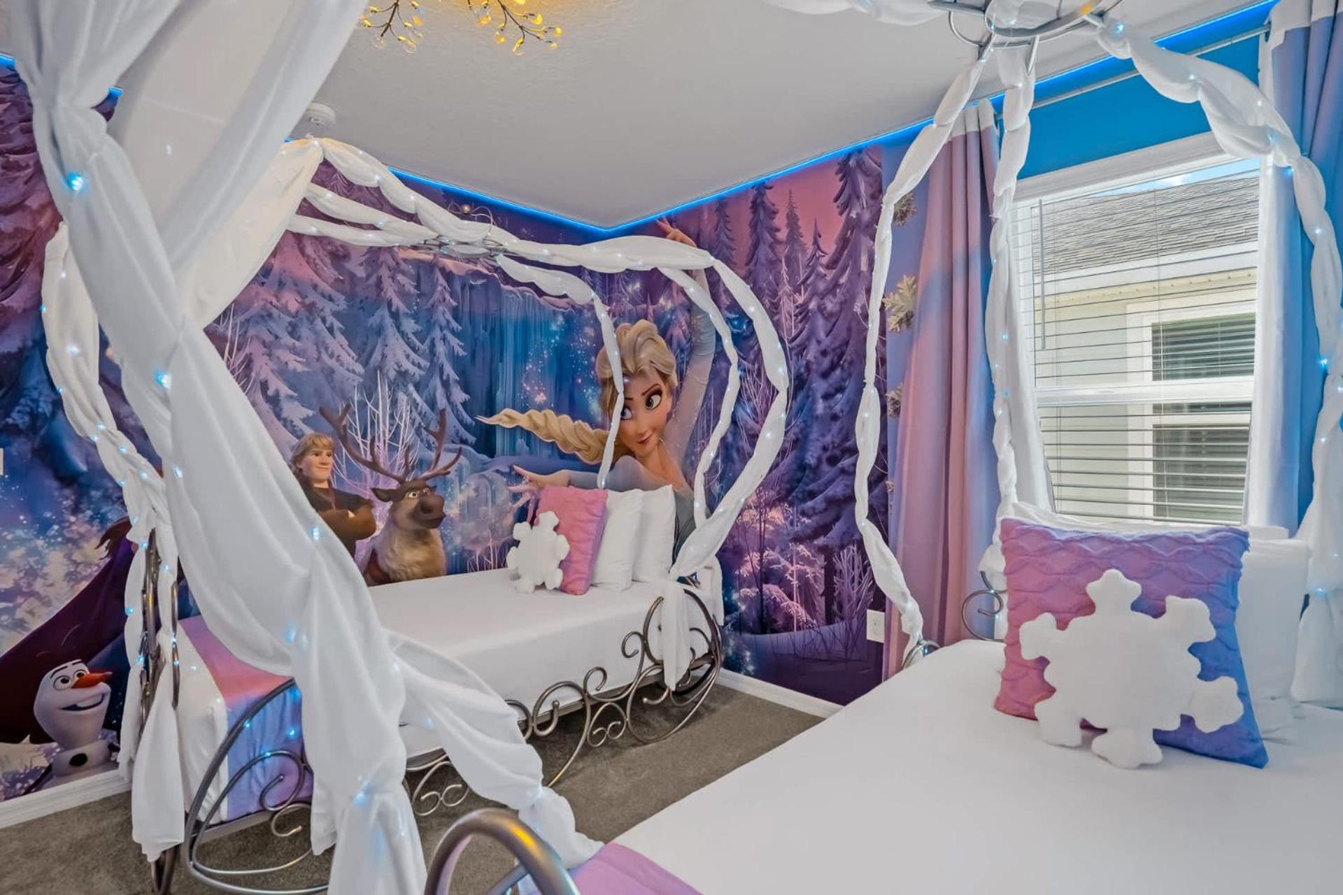 Upstay 20 Guest Capacity Mansion Near Orlando